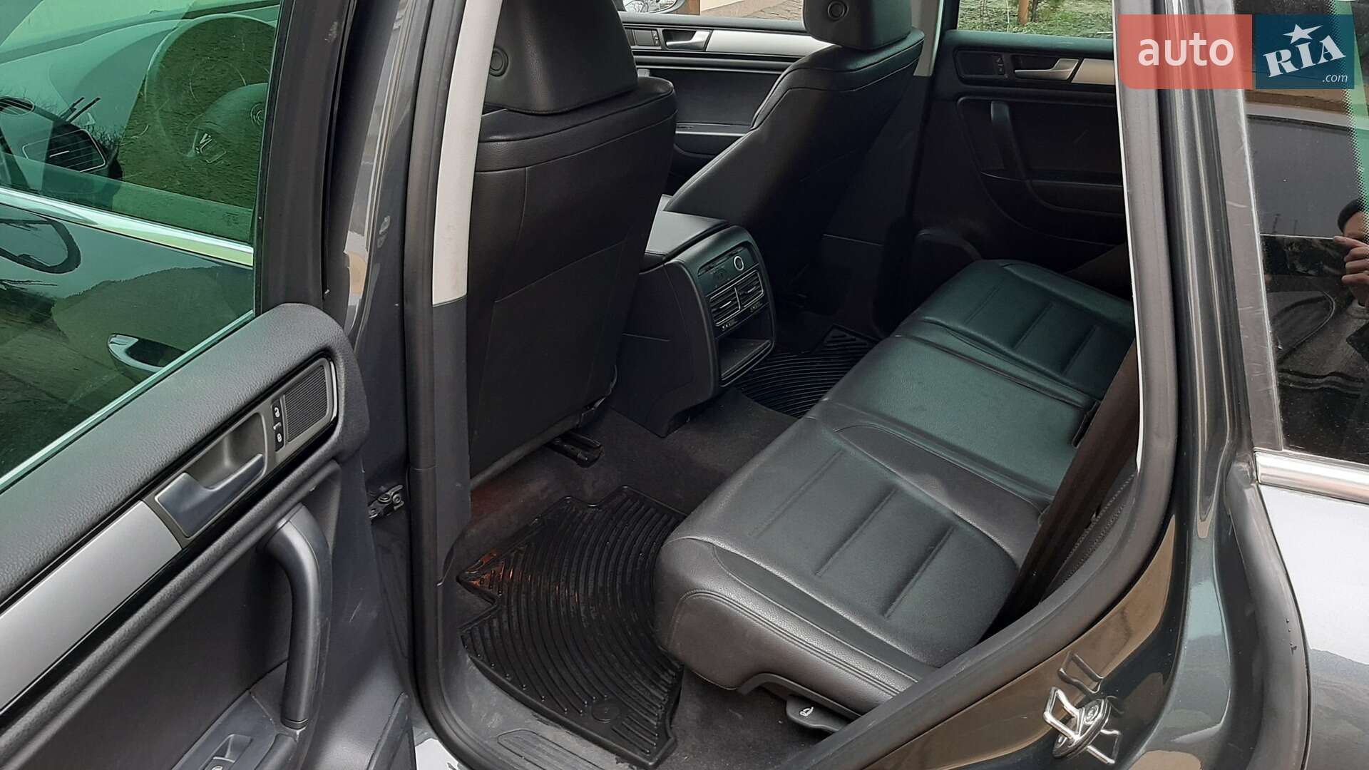 Volkswagen Touareg 2014 VIN WVGEF9BP7ED009101 фото оголошення 26 з 28