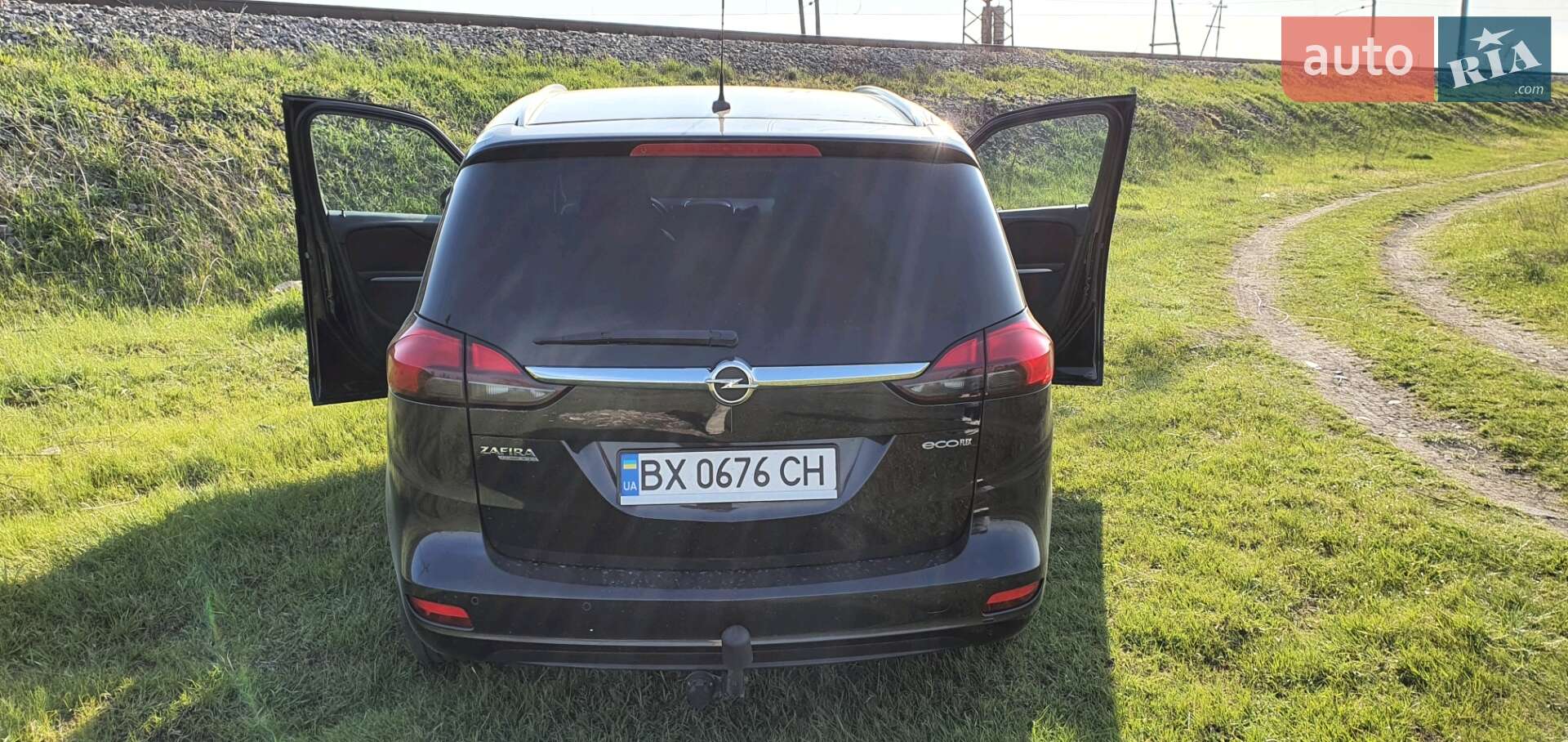 Opel Zafira Tourer 2014 VIN W0LPD9E32E2075318 фото оголошення 3 з 14