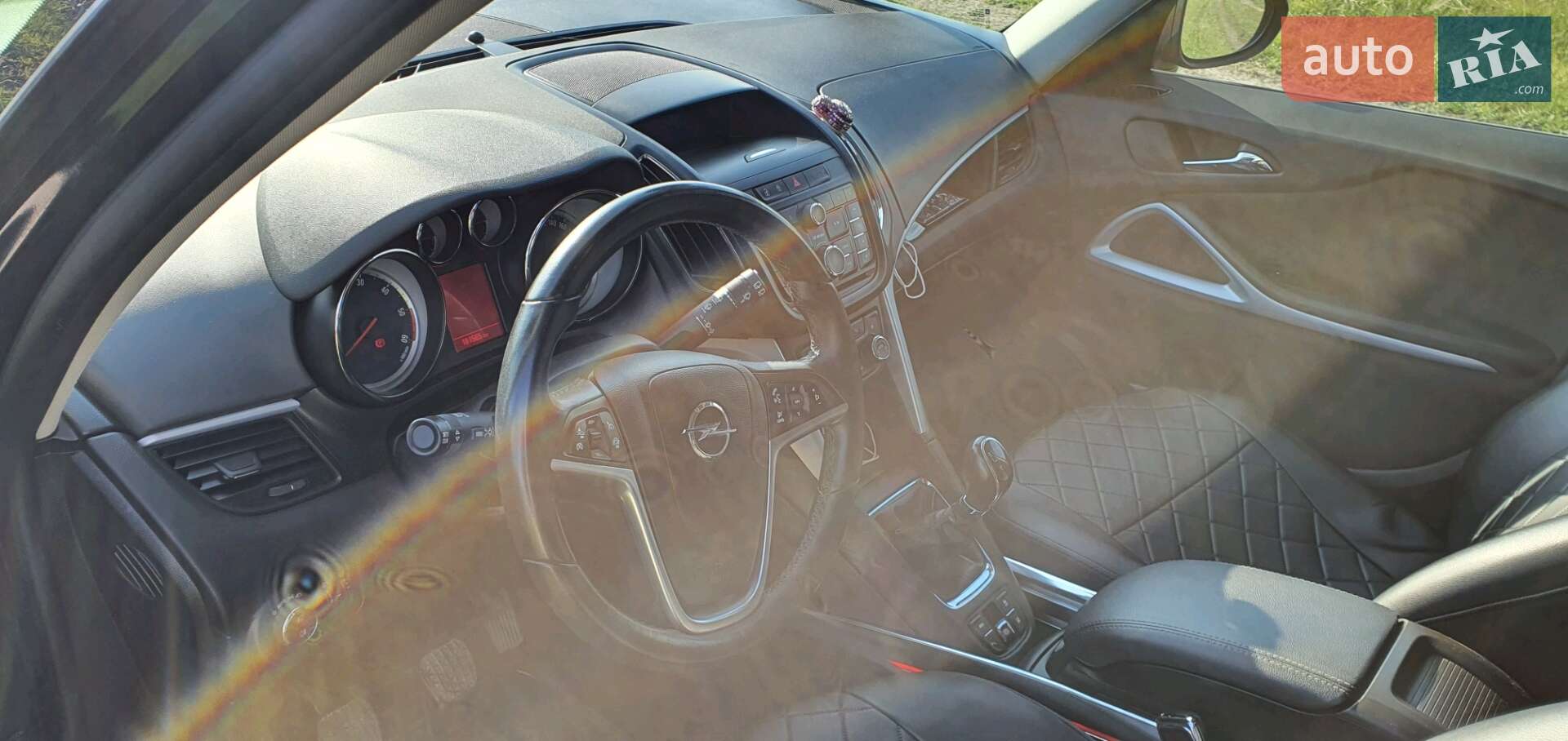Opel Zafira Tourer 2014 VIN W0LPD9E32E2075318 фото оголошення 9 з 14