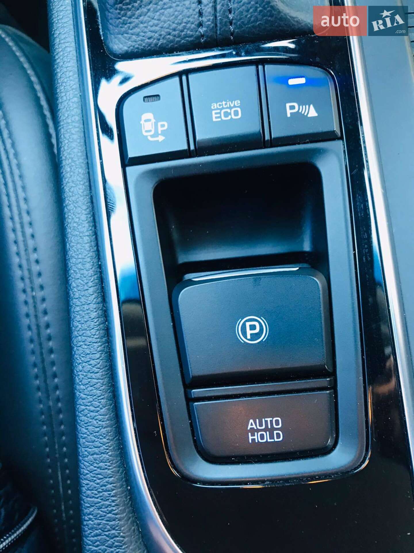 Hyundai Sonata 2015 VIN KMHE341DBGA186857 фото оголошення 15 з 31
