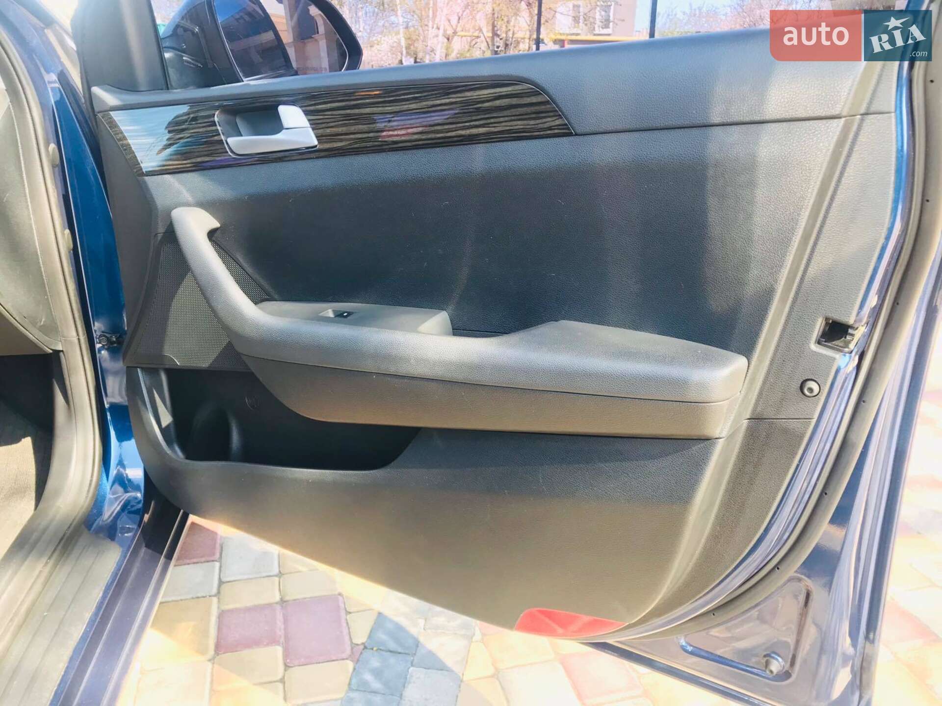 Hyundai Sonata 2015 VIN KMHE341DBGA186857 фото оголошення 24 з 31