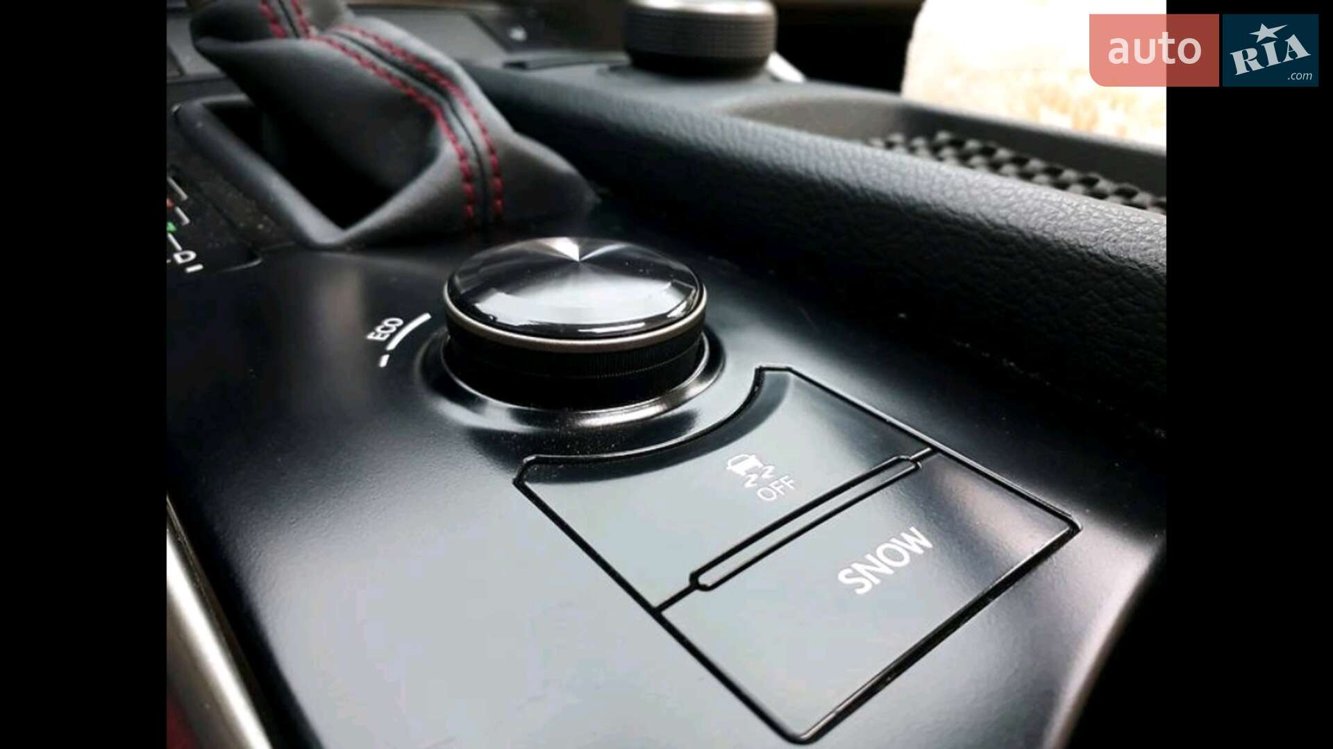 Lexus IS 2015 VIN JTHBF1D26F5070329 фото оголошення 2 з 10