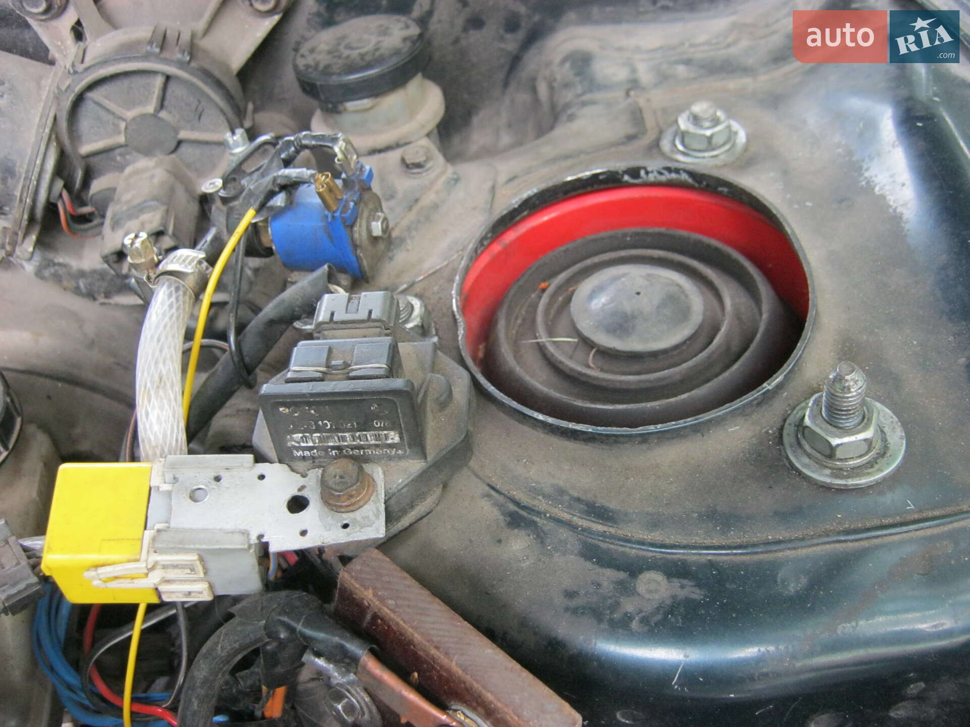 Hyundai Tiburon 1998 VIN KMHJG34F0WU112844 фото оголошення 18 з 21