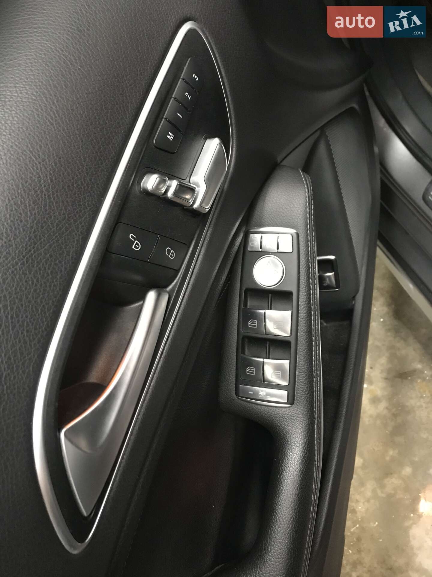 Mercedes-Benz GLA-Class 2015 VIN WDDTG5CB8FJ145976 фото оголошення 12 з 28
