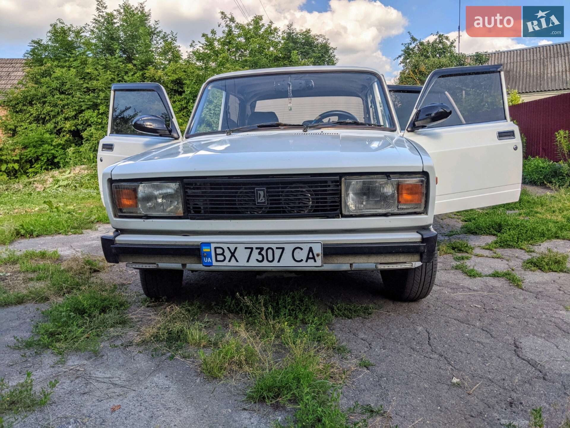 ВАЗ / Lada 2105 1992 VIN XTA210570N1258355 фото оголошення 3 з 10