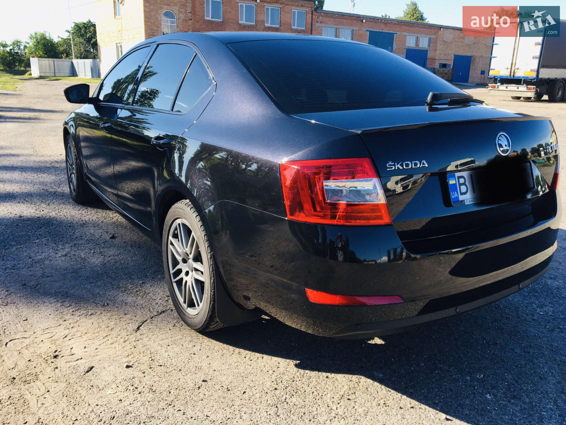 Skoda Octavia 2017 VIN TMBAD2NE9HB007358 фото оголошення 9 з 31