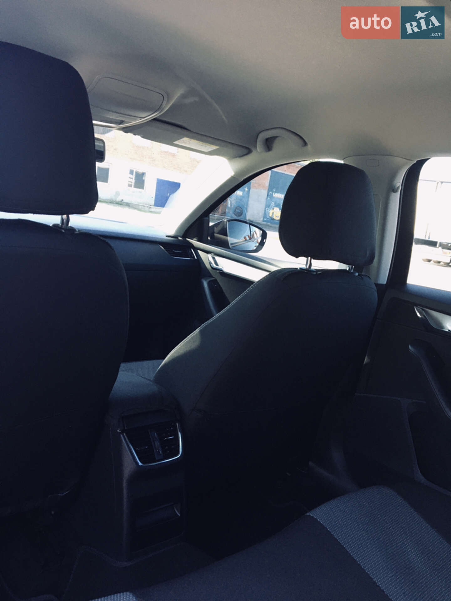 Skoda Octavia 2017 VIN TMBAD2NE9HB007358 фото оголошення 16 з 31