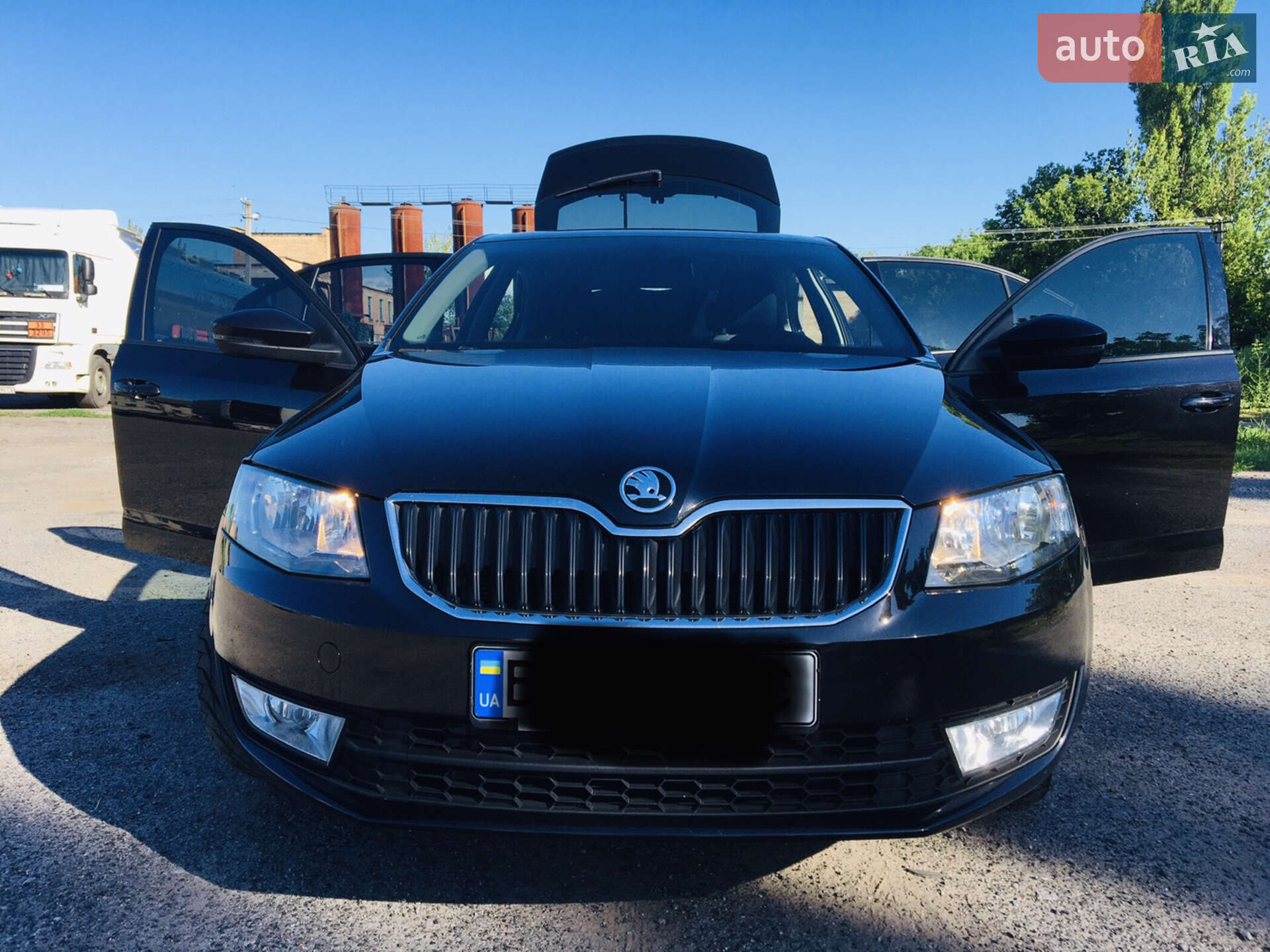 Skoda Octavia 2017 VIN TMBAD2NE9HB007358 фото оголошення 23 з 31