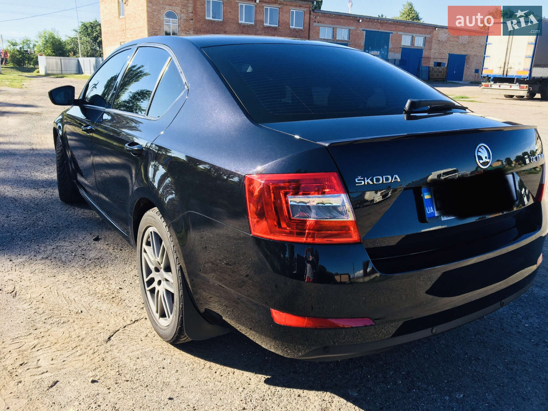 Skoda Octavia 2017 VIN TMBAD2NE9HB007358 фото оголошення 27 з 31