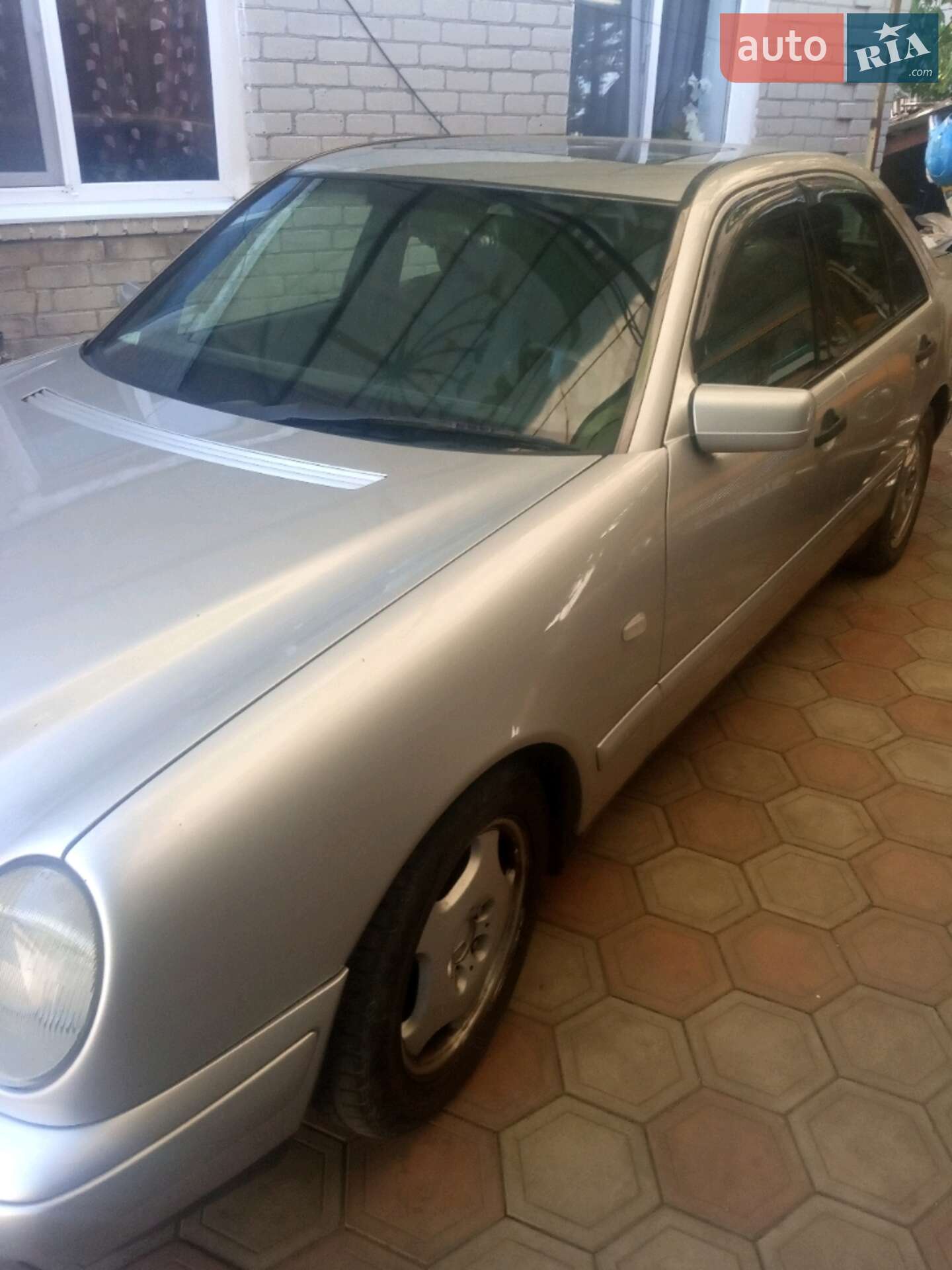 Mercedes-Benz E-Class 1998 VIN WDB2100351A346607 фото оголошення 3 з 25