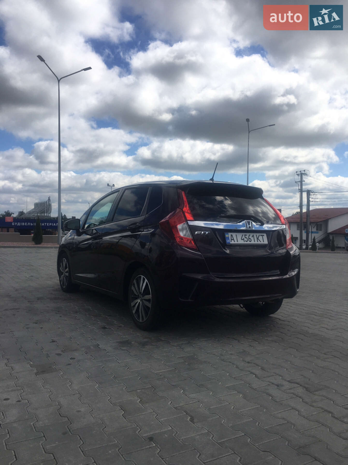 Honda Fit 2014 VIN 3HGGK5H83FM737846 фото оголошення 2 з 15