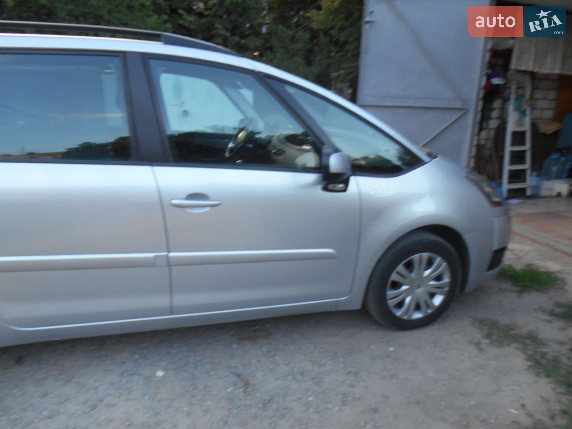 Citroen C4 Picasso 2009 VIN VF7UA9HZC9J297145 фото оголошення 3 з 18