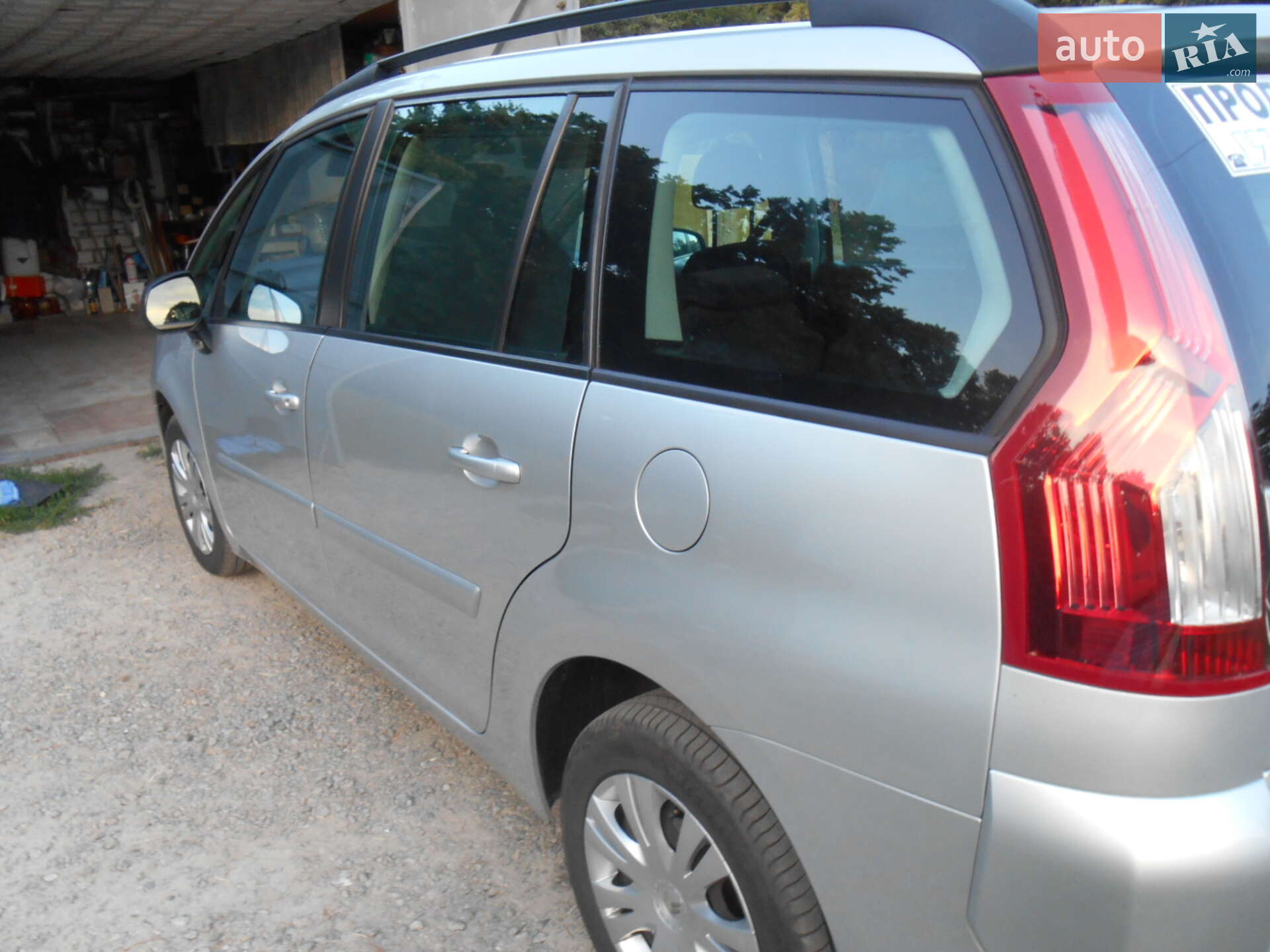 Citroen C4 Picasso 2009 VIN VF7UA9HZC9J297145 фото оголошення 5 з 18