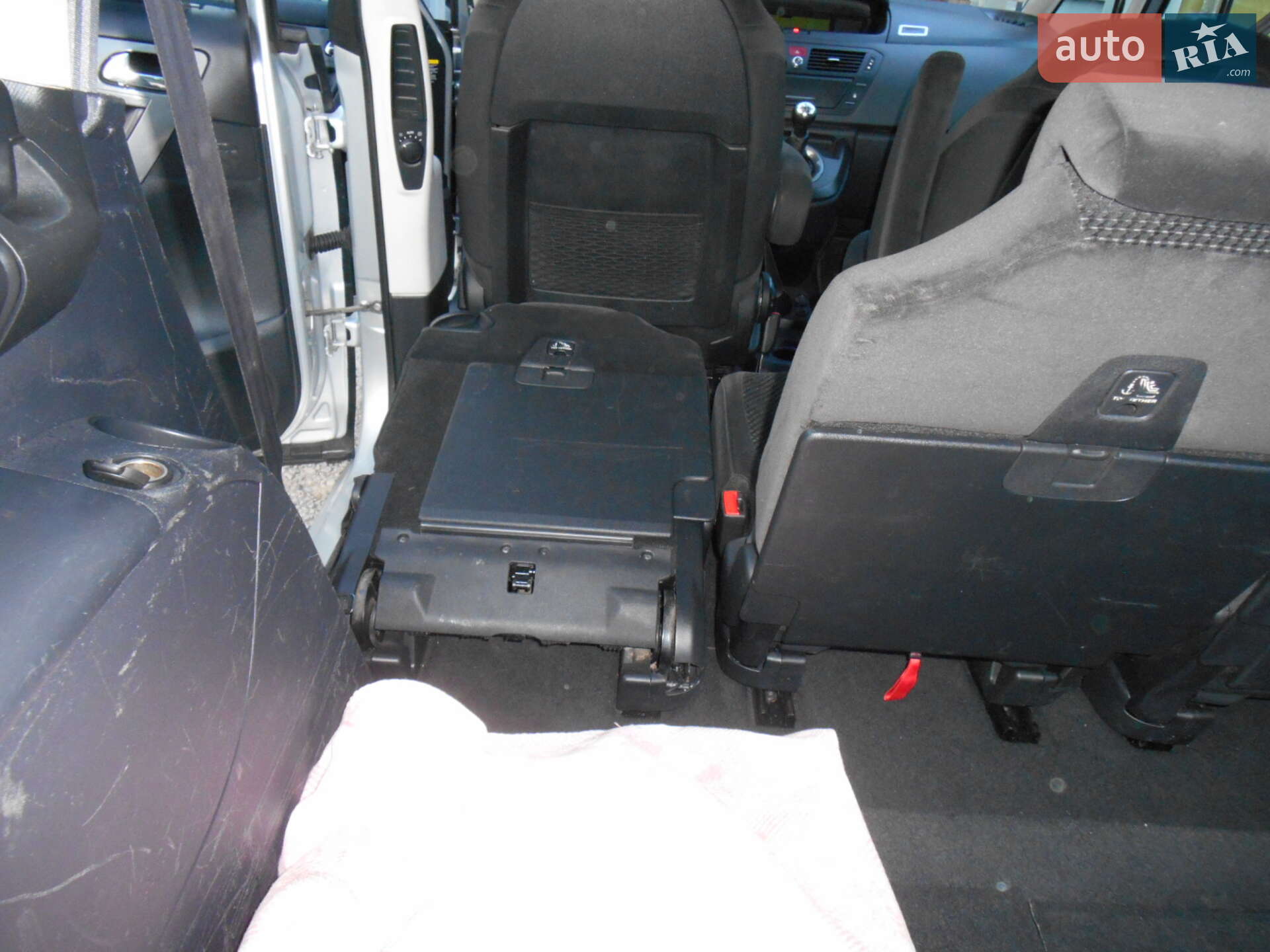 Citroen C4 Picasso 2009 VIN VF7UA9HZC9J297145 фото оголошення 14 з 18