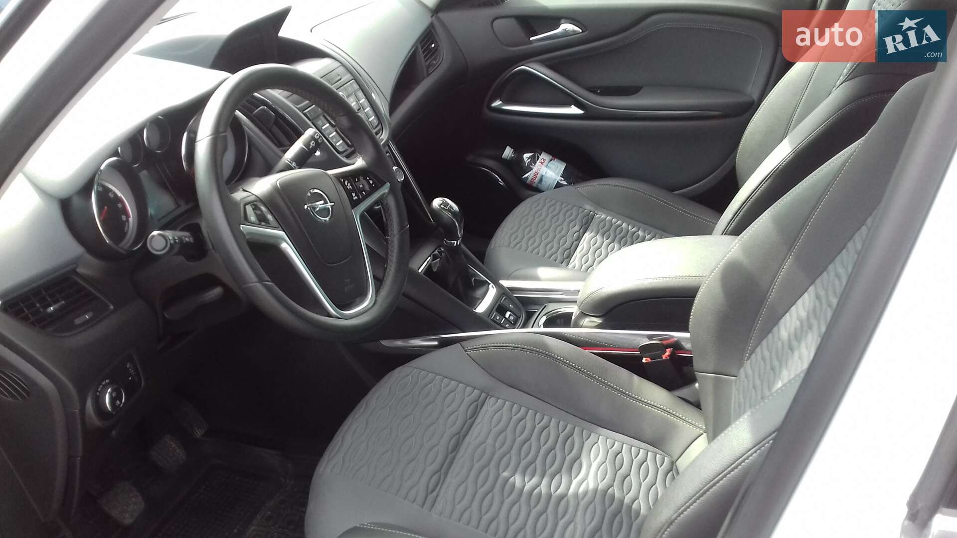 Opel Zafira Tourer 2012 VIN W0LPE9EC2D2025112 фото оголошення 10 з 19