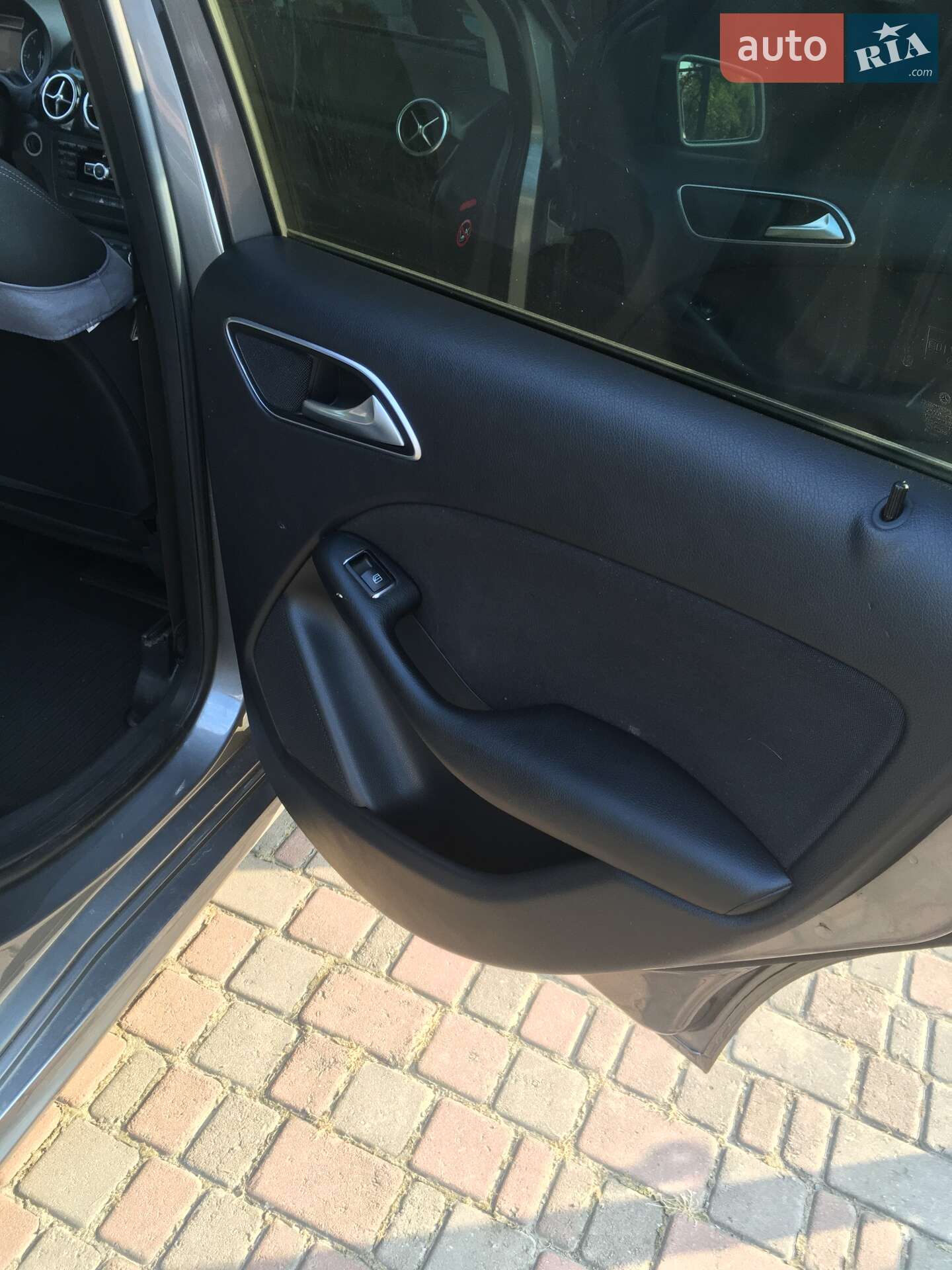 Mercedes-Benz B-Class 2012 VIN WDD2462001J062001 фото оголошення 23 з 25
