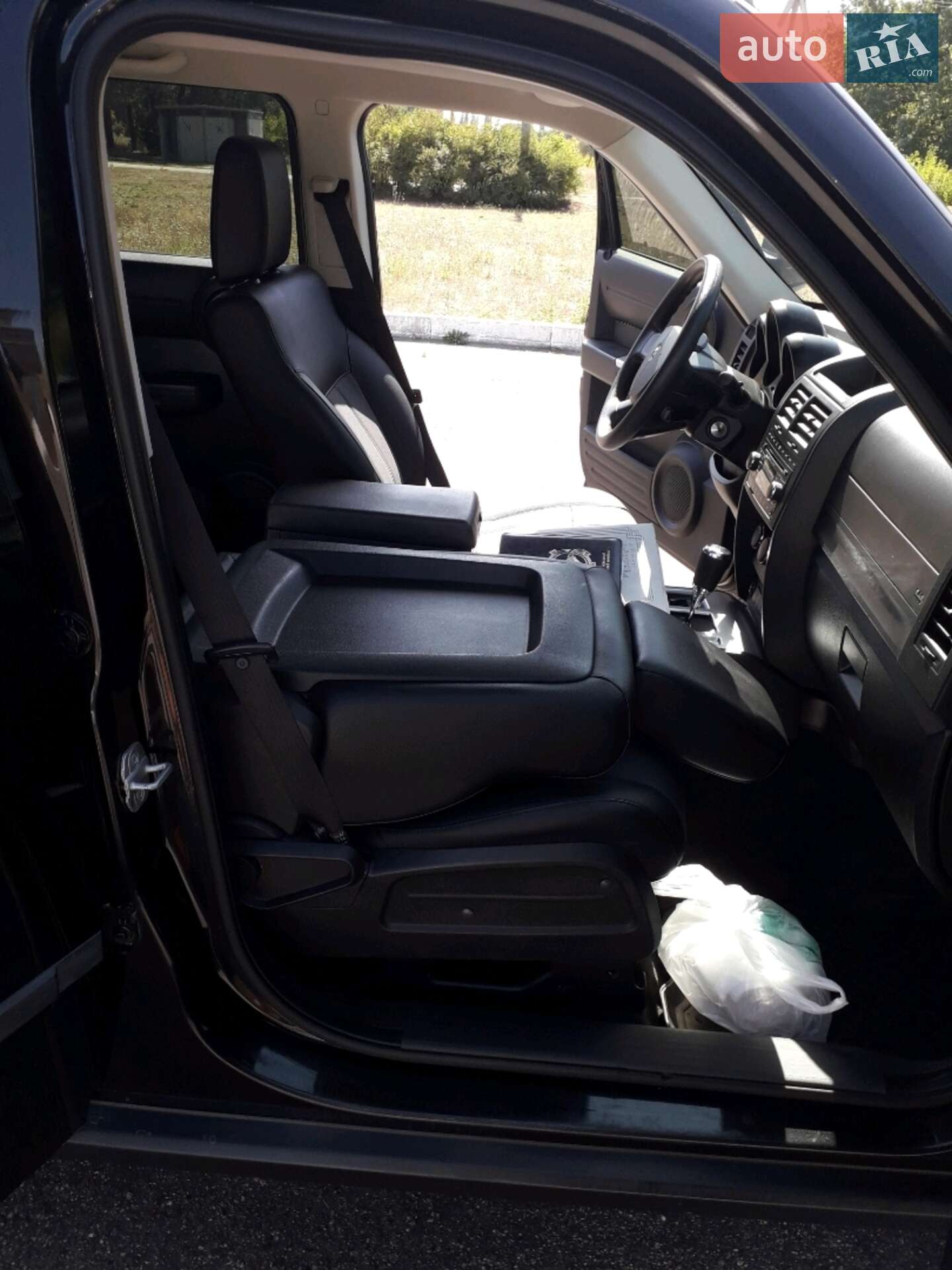 Dodge Nitro 2008 VIN 1D8GUE8918W164953 фото оголошення 2 з 8
