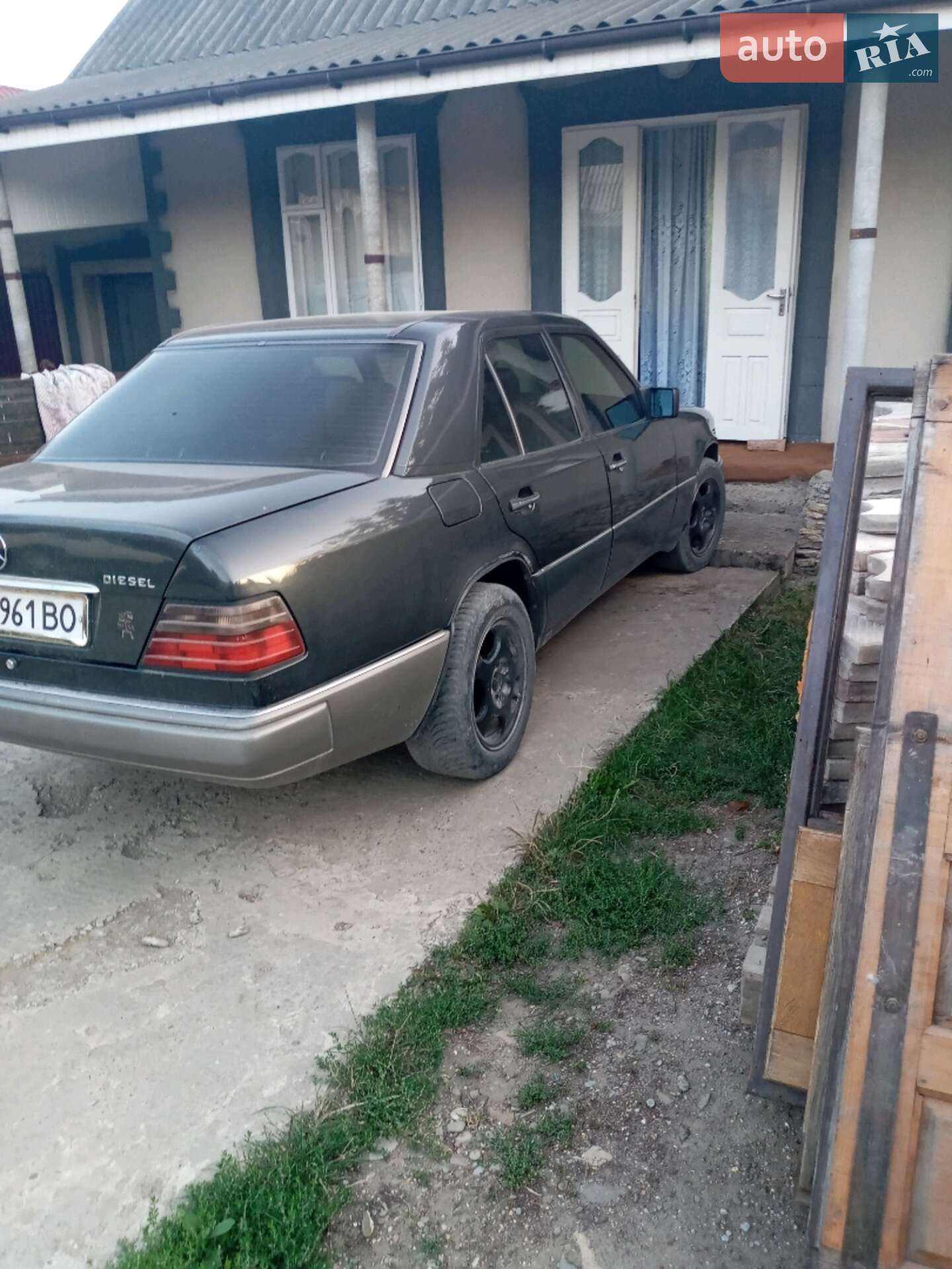 Mercedes-Benz E-Class 1995 VIN WDB1241261C104088 фото оголошення 6 з 13