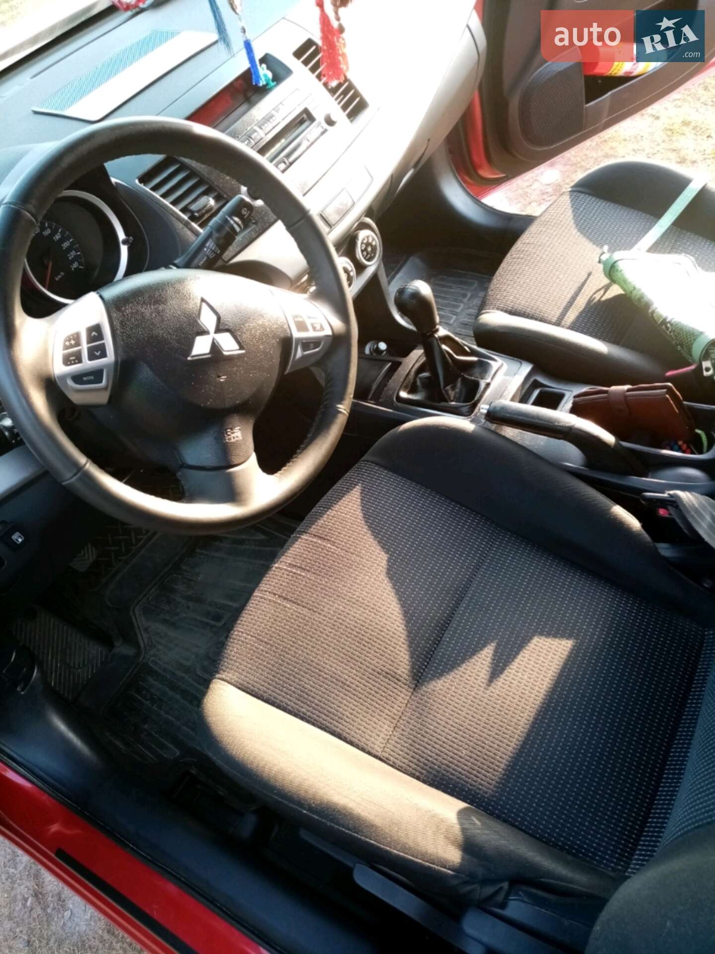 Mitsubishi Lancer 2011 VIN JMBSNCY2ABU001393 фото оголошення 3 з 13