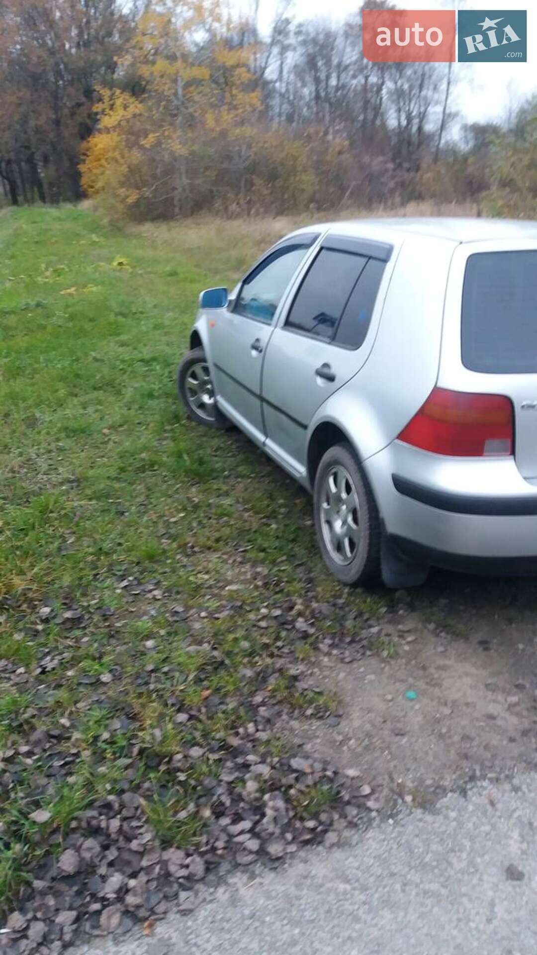Volkswagen Golf 1999 VIN WWWZZZ1JZXW613654 фото оголошення 4 з 12