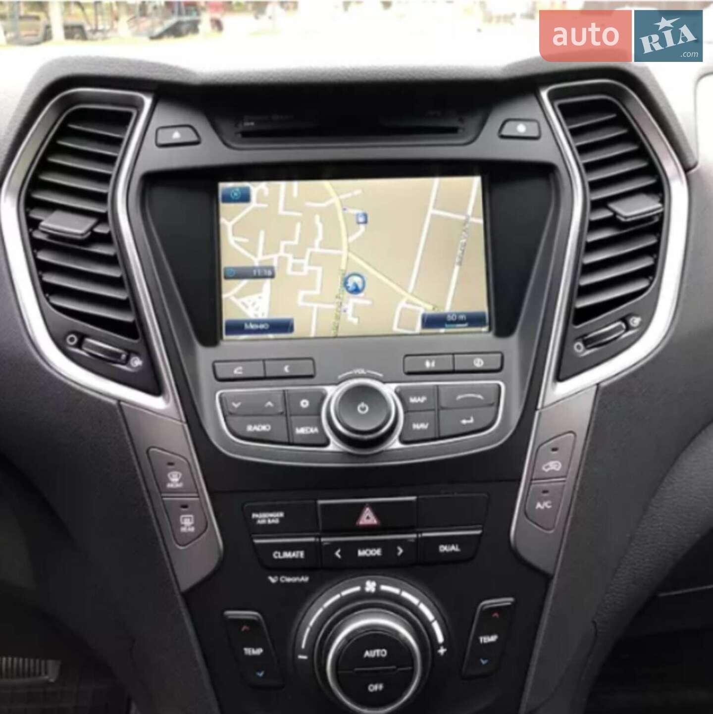 Hyundai Santa FE 2012 VIN KMHSU81XDDU053363 фото оголошення 8 з 62