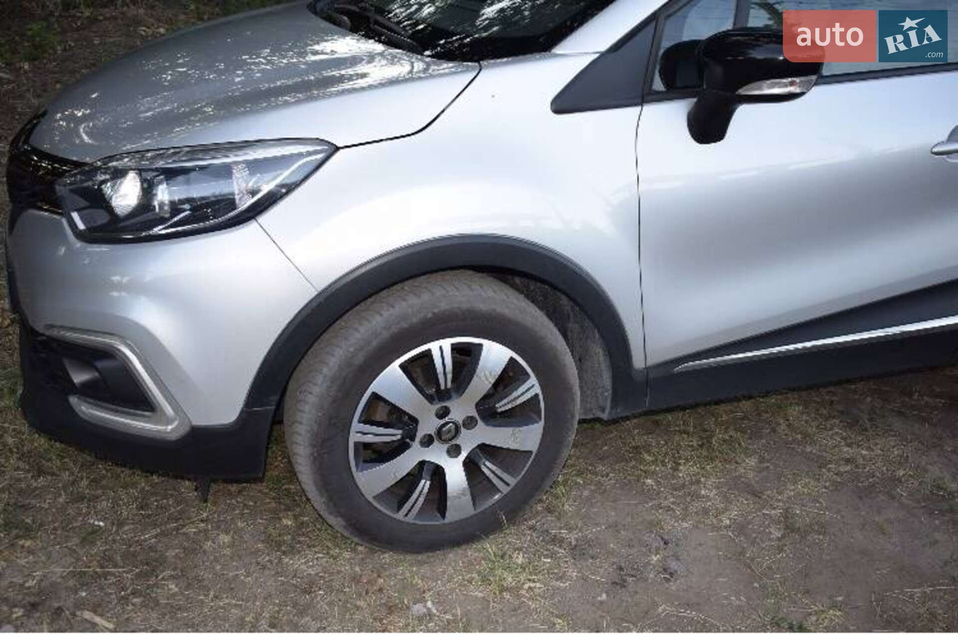 Renault Captur 2017 VIN VF12R011A59678626 фото оголошення 3 з 12