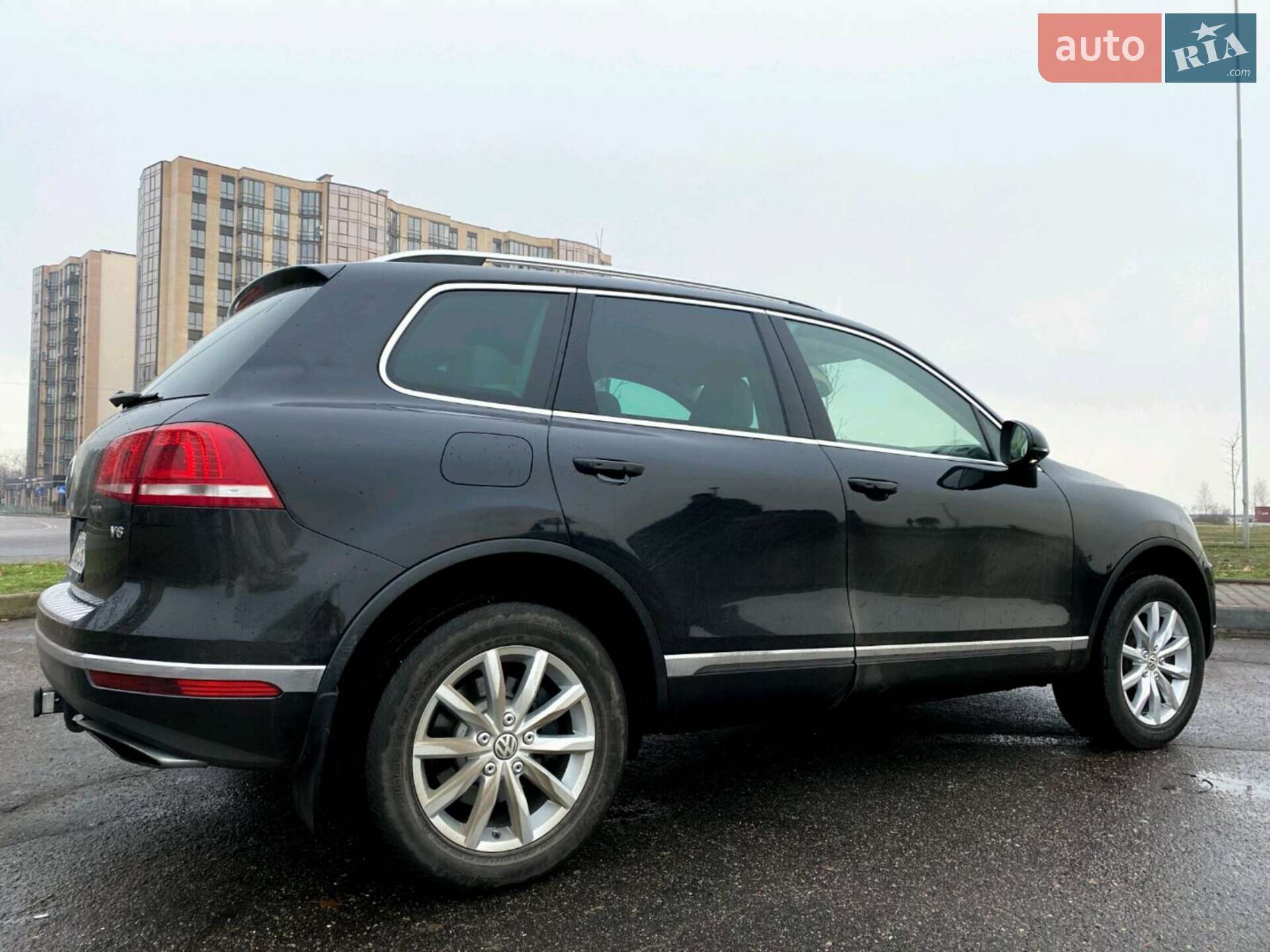 Volkswagen Touareg 2016 VIN WVGEF7BP3HD003594 фото оголошення 2 з 23