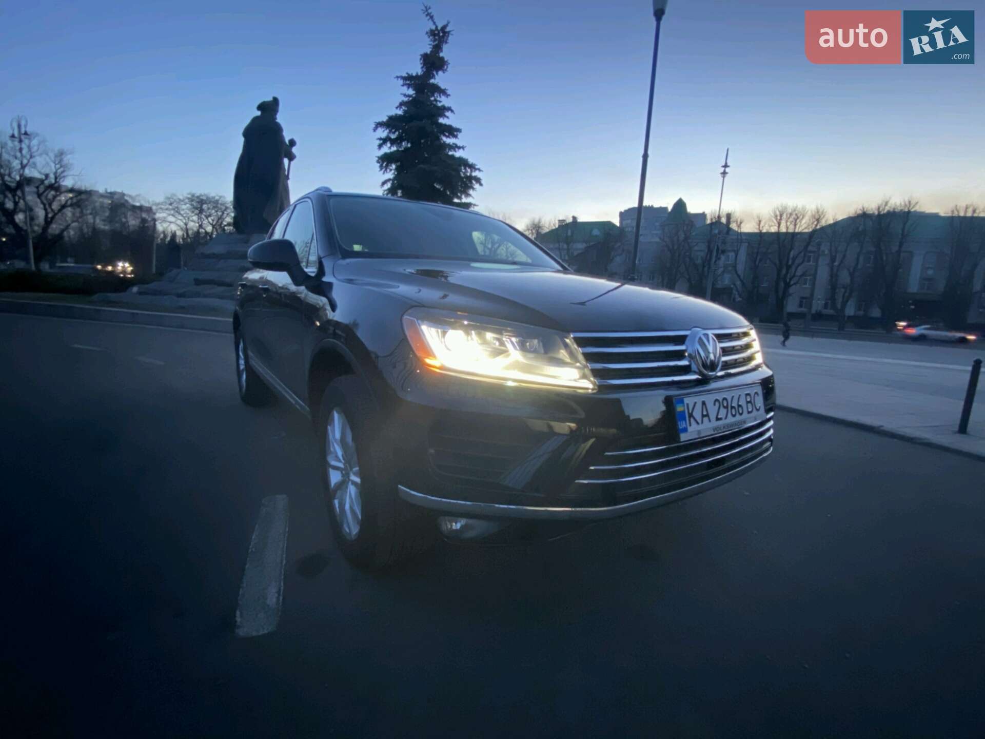 Volkswagen Touareg 2016 VIN WVGEF7BP3HD003594 фото оголошення 16 з 23