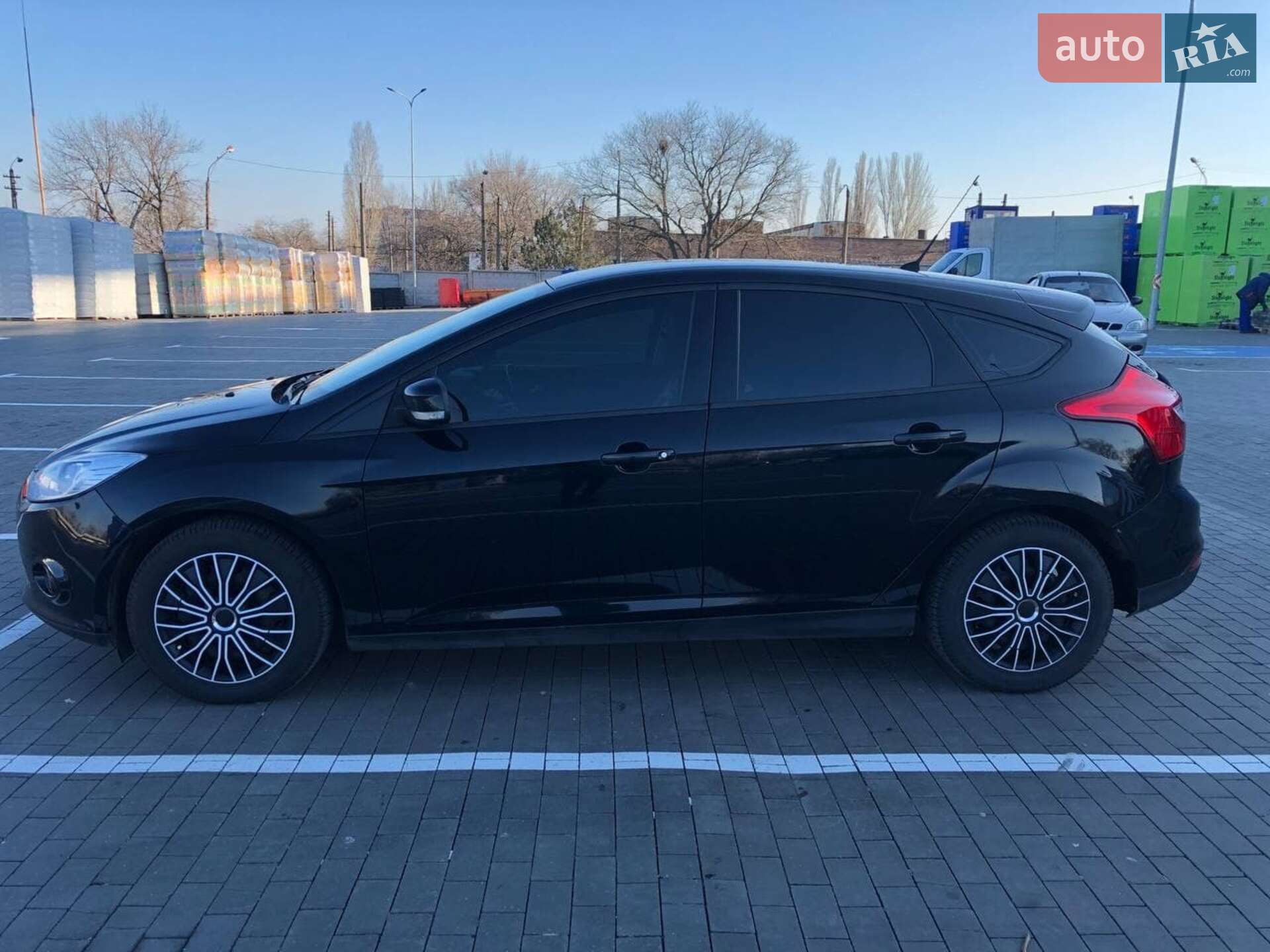 Ford Focus 2012 VIN WF0KXXGCBKCG87449 фото оголошення 3 з 24