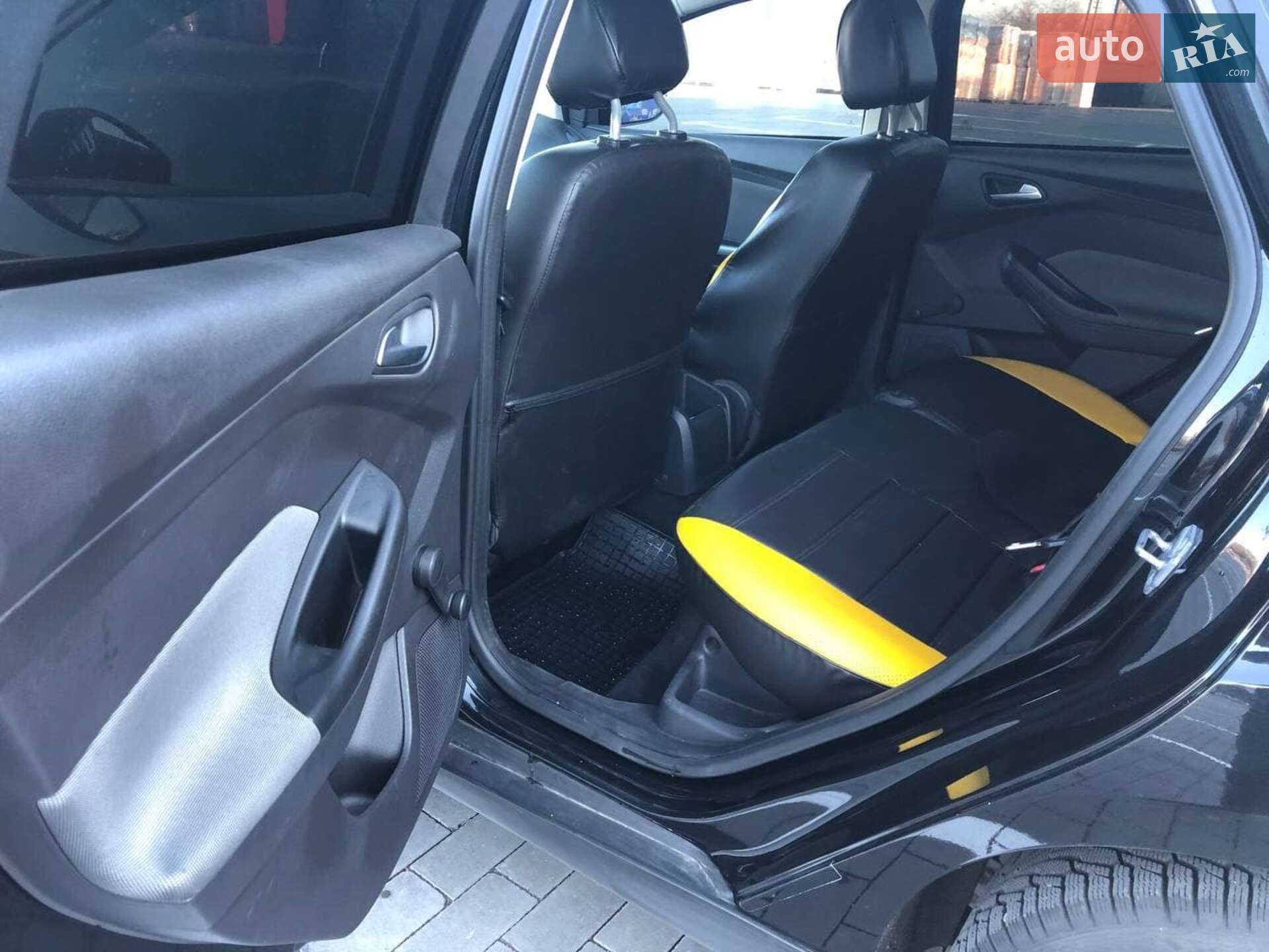 Ford Focus 2012 VIN WF0KXXGCBKCG87449 фото оголошення 6 з 24