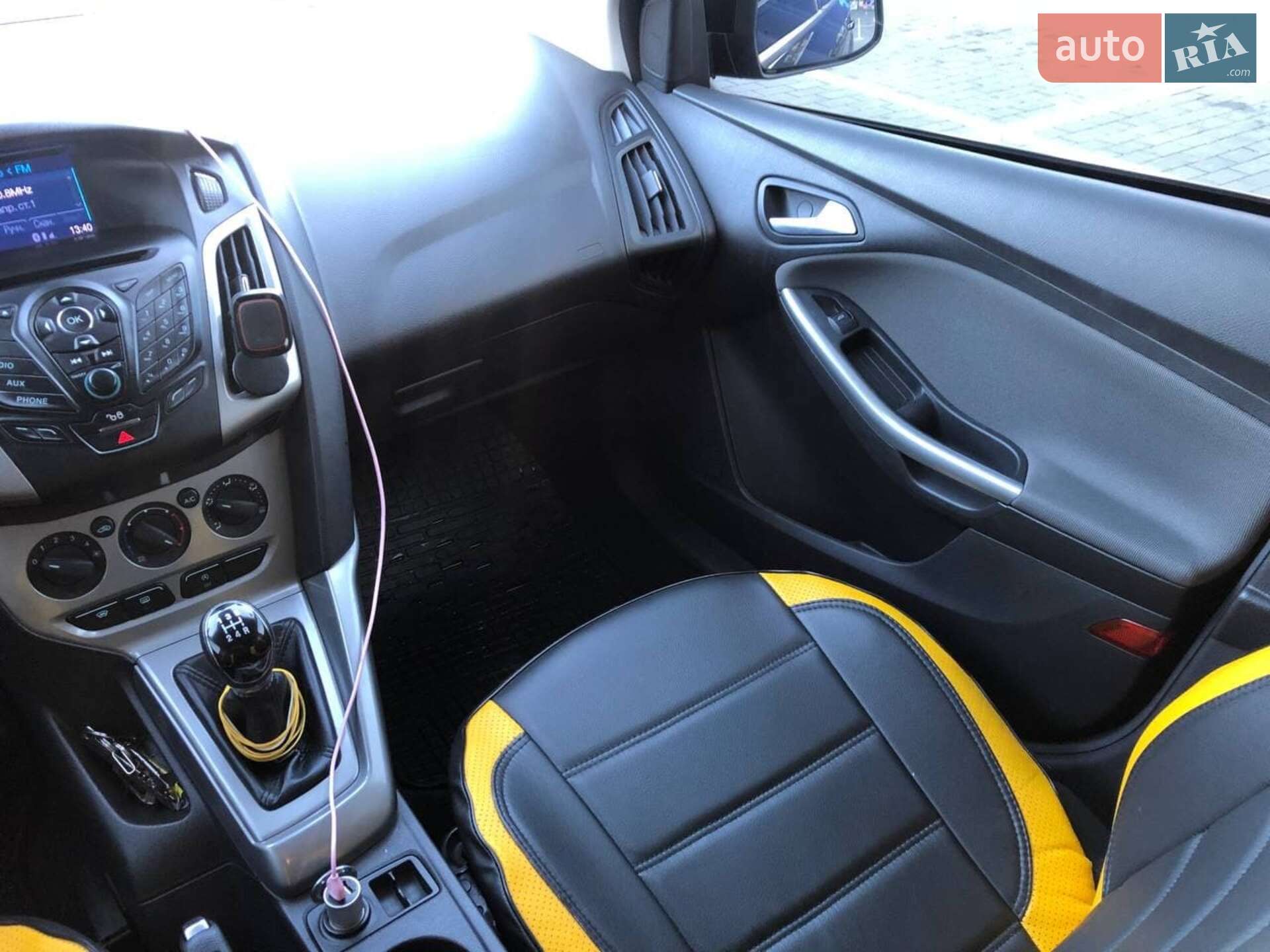 Ford Focus 2012 VIN WF0KXXGCBKCG87449 фото оголошення 7 з 24