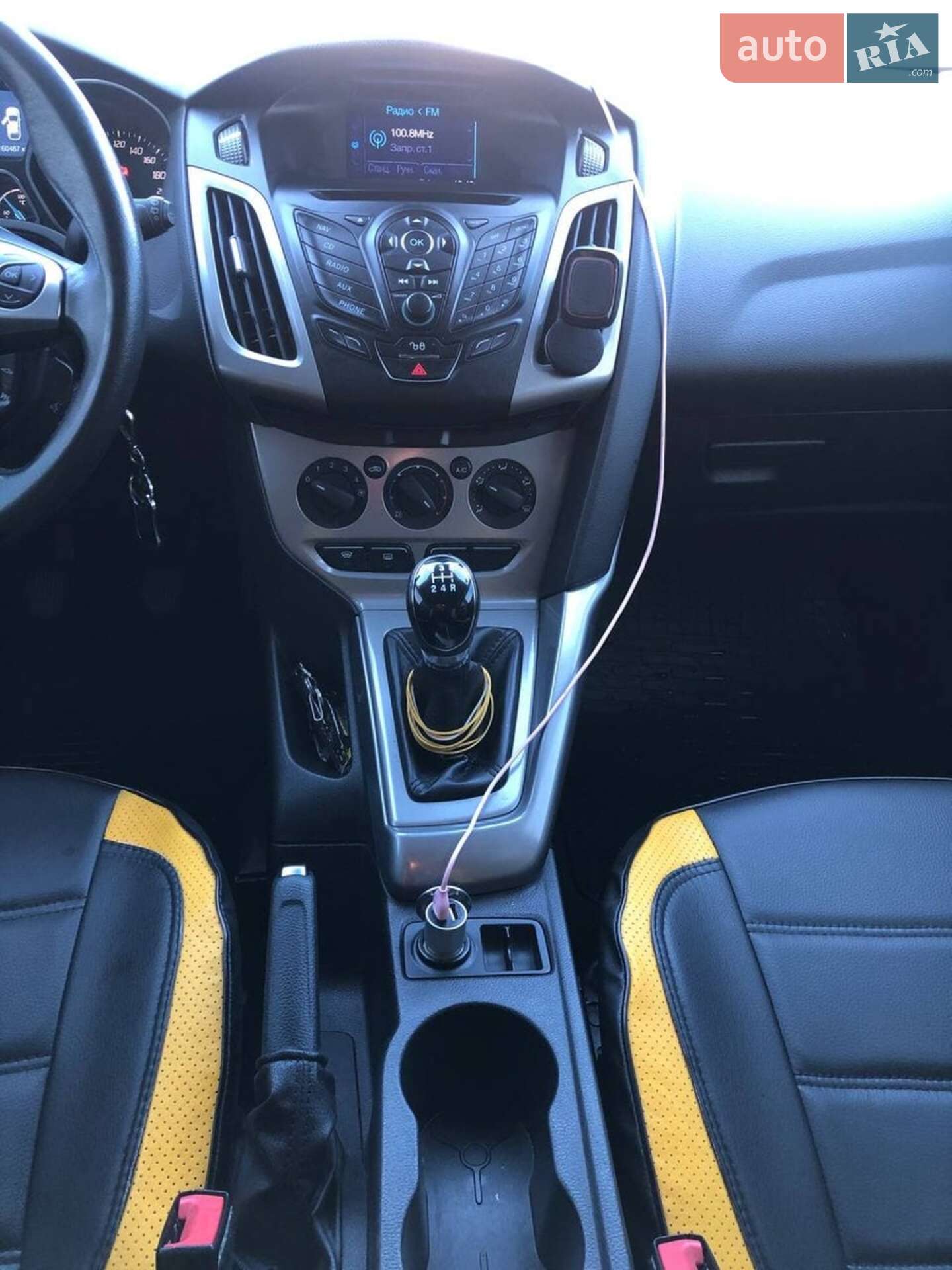 Ford Focus 2012 VIN WF0KXXGCBKCG87449 фото оголошення 8 з 24