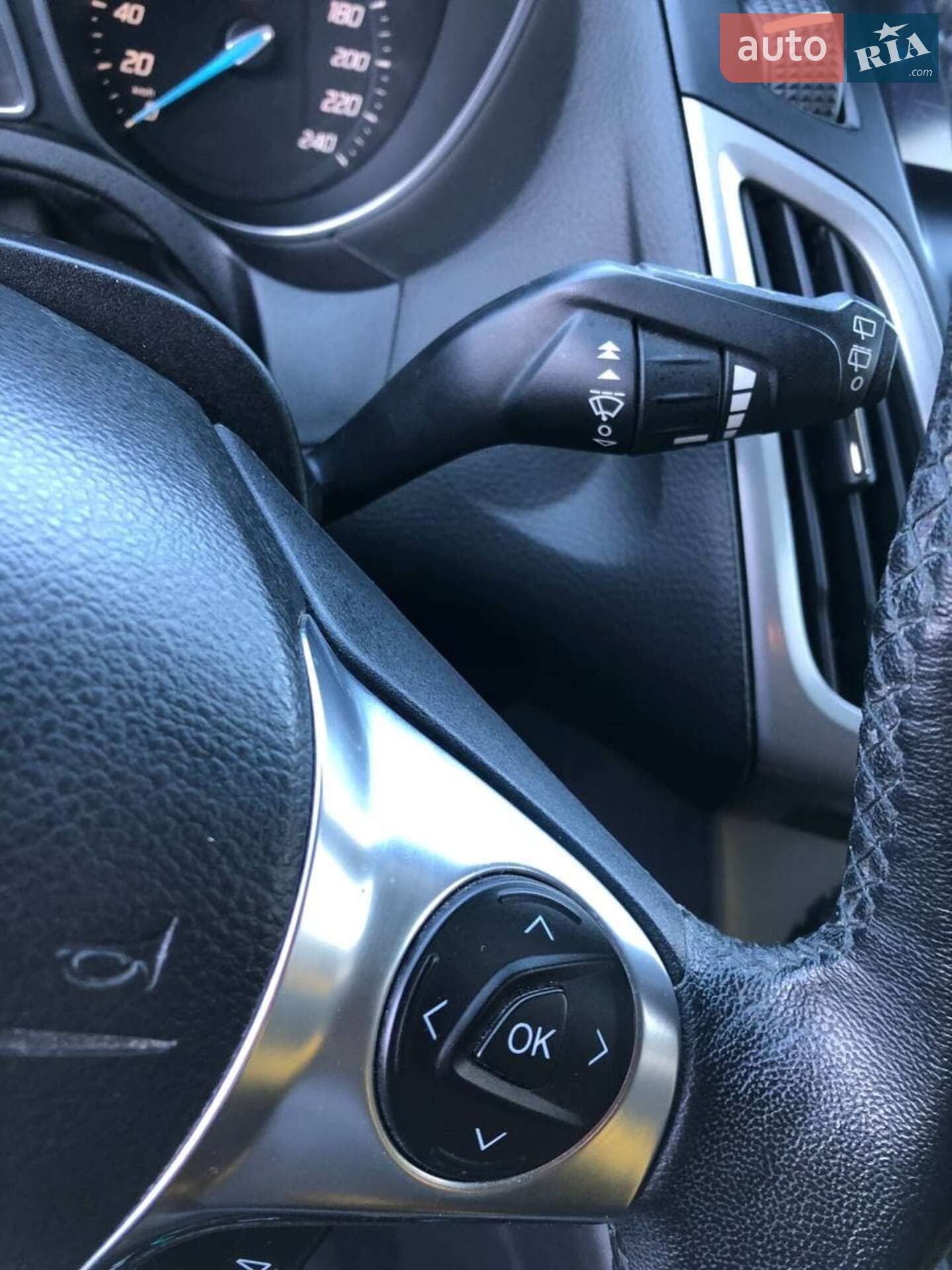 Ford Focus 2012 VIN WF0KXXGCBKCG87449 фото оголошення 17 з 24