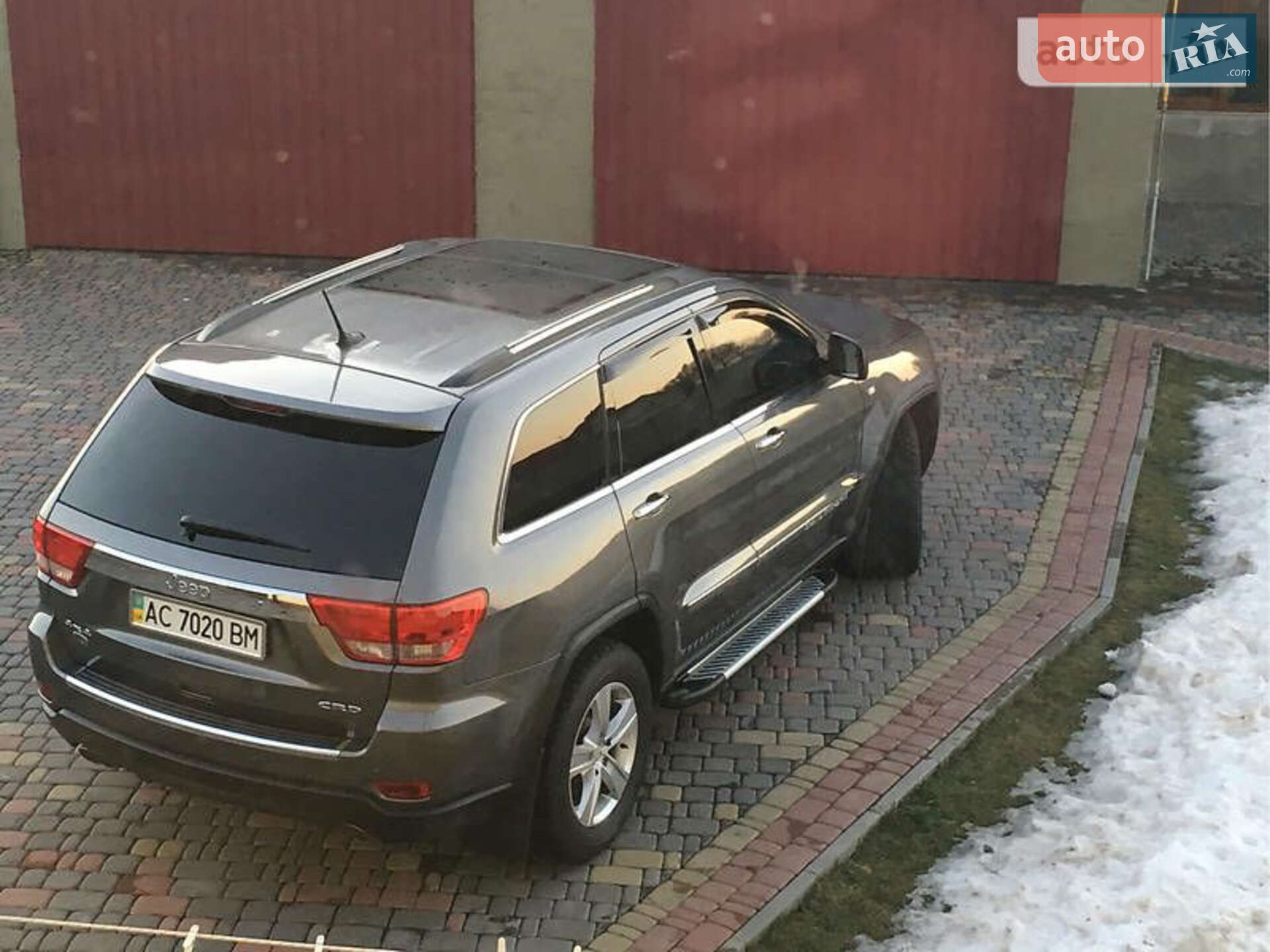 Jeep Grand Cherokee 2011 VIN 1C4RJFCM5CC100880 фото оголошення 17 з 19