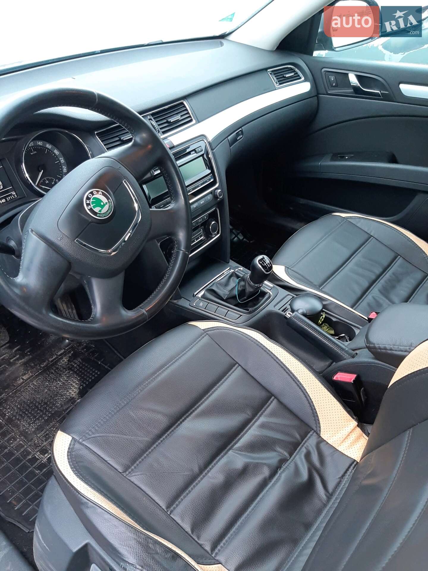 Skoda Superb 2013 VIN TMBAB43T8DB300858 фото оголошення 10 з 10