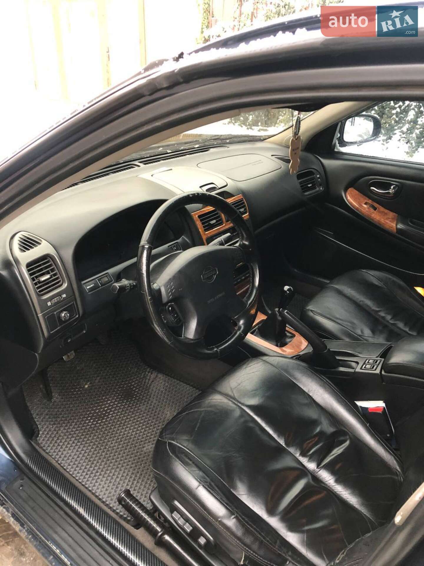 Nissan Maxima 2003 VIN JN1CAUA33U0070936 фото оголошення 2 з 6