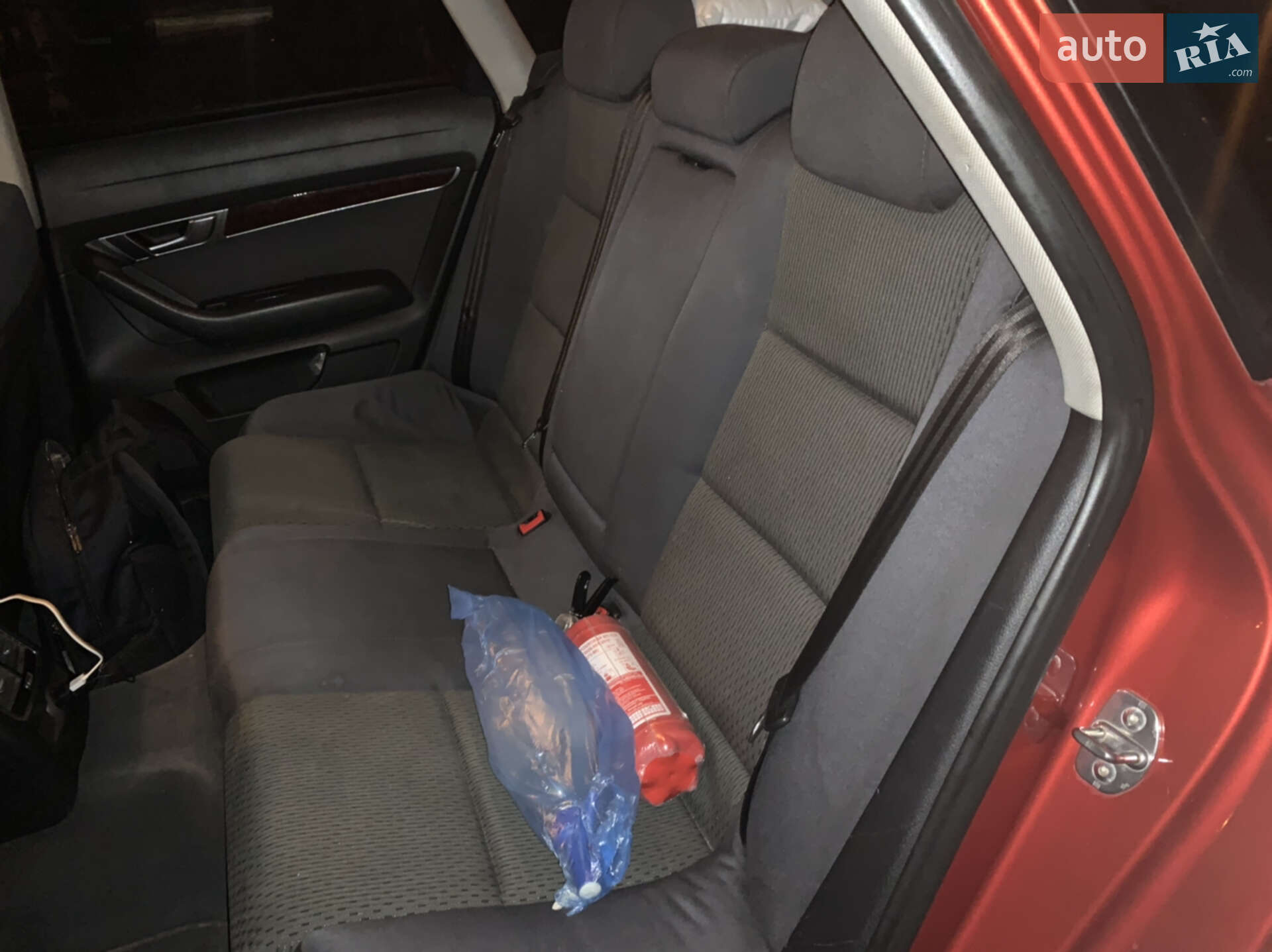 Audi A6 2004 VIN WAUZZZ4FX5Z033099 фото оголошення 28 з 61