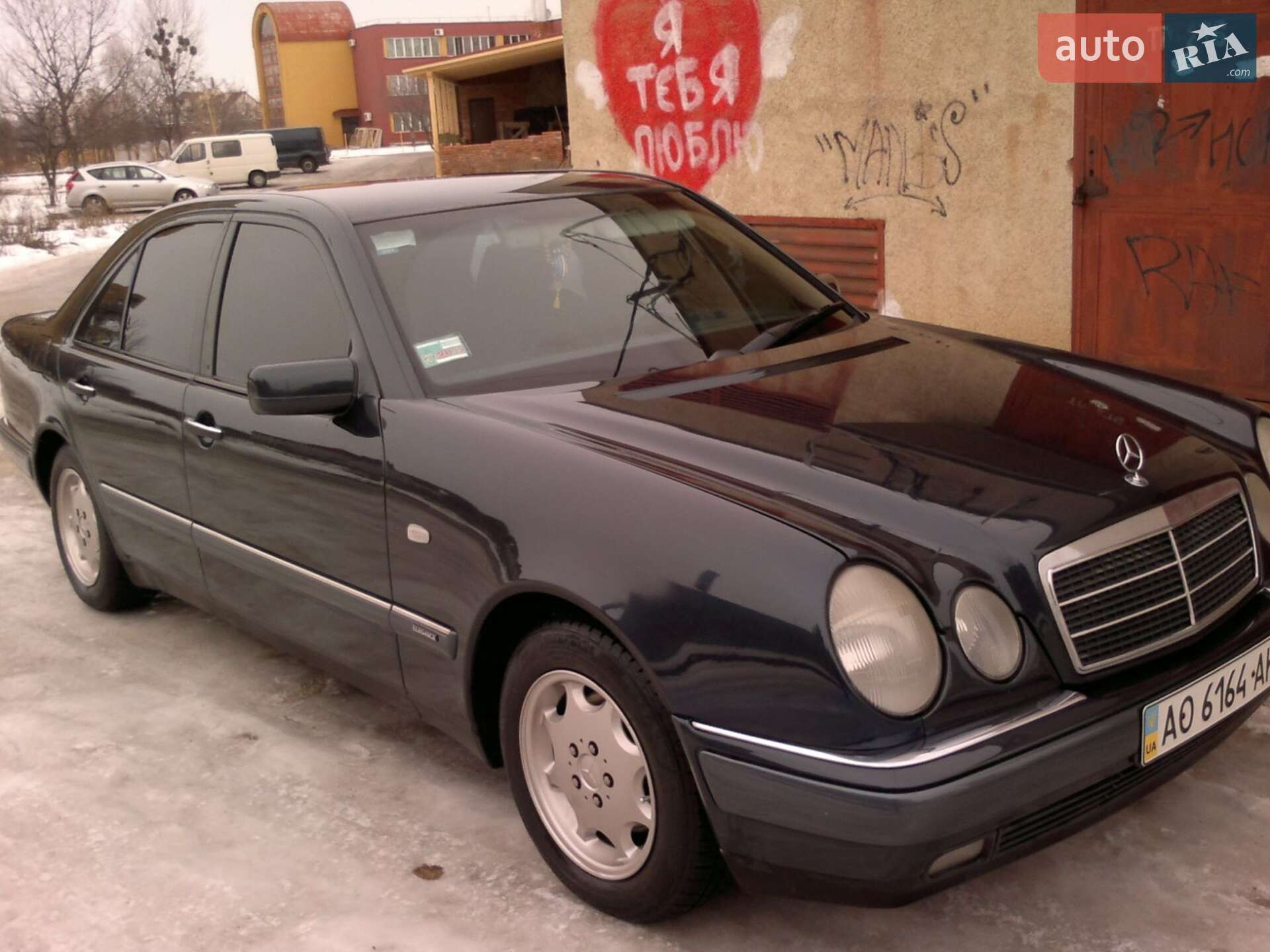 Mercedes-Benz E-Class 1998 VIN WDB2100351A455763 фото оголошення 8 з 19