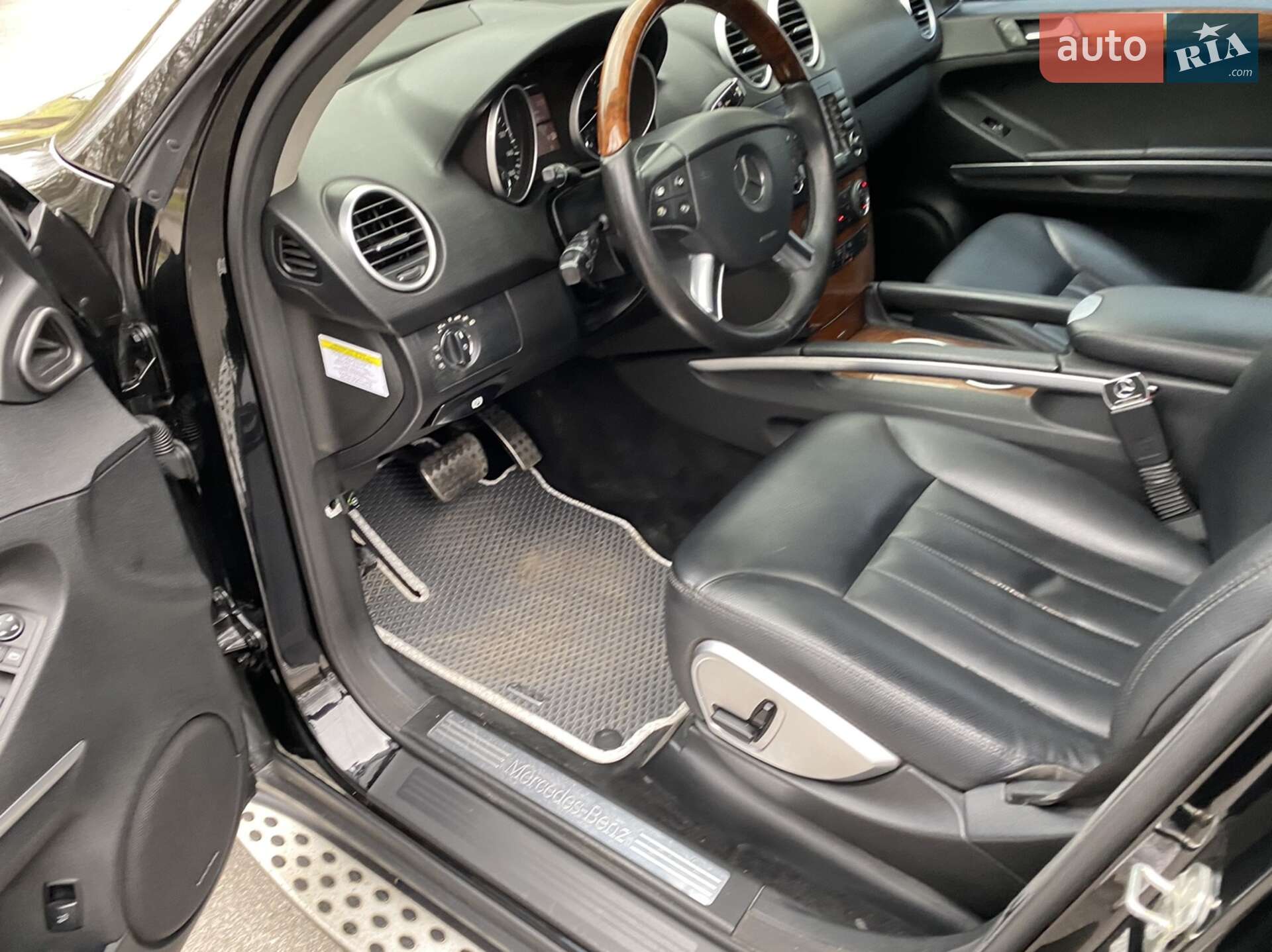 Mercedes-Benz M-Class 2008 VIN 4JGBB86E78A331079 фото оголошення 3 з 44