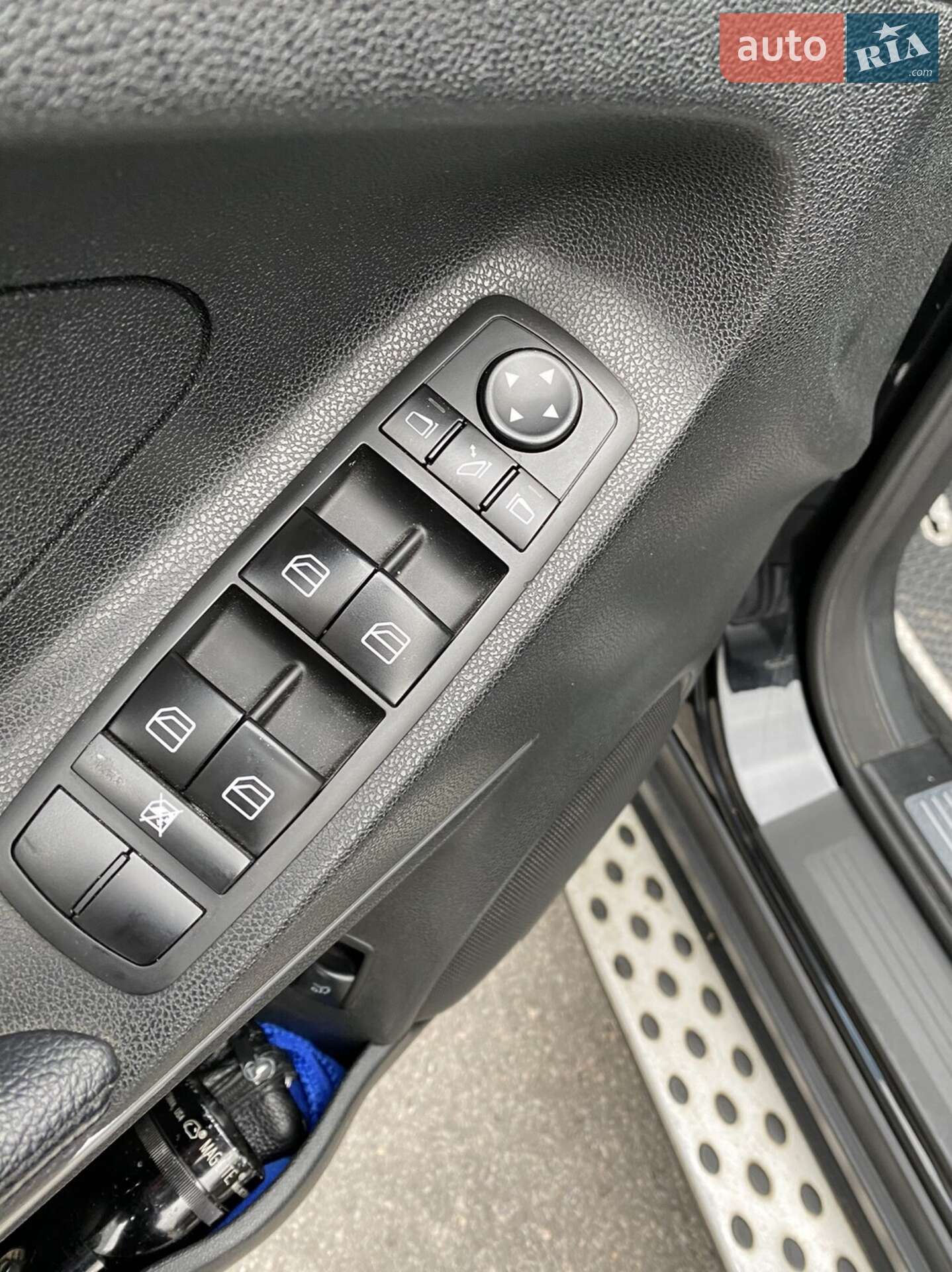 Mercedes-Benz M-Class 2008 VIN 4JGBB86E78A331079 фото оголошення 4 з 44