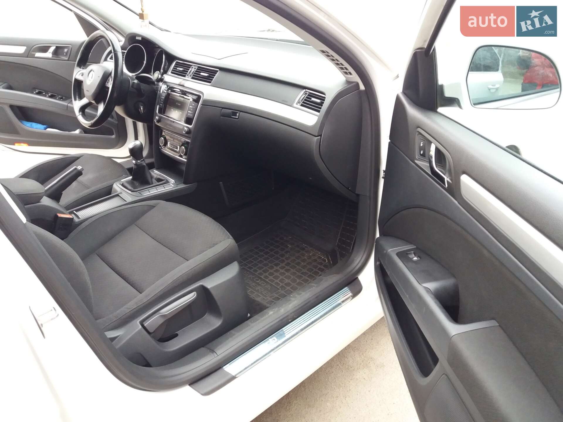 Skoda Superb 2014 VIN TMBAJ73T4E9039564 фото оголошення 37 з 46