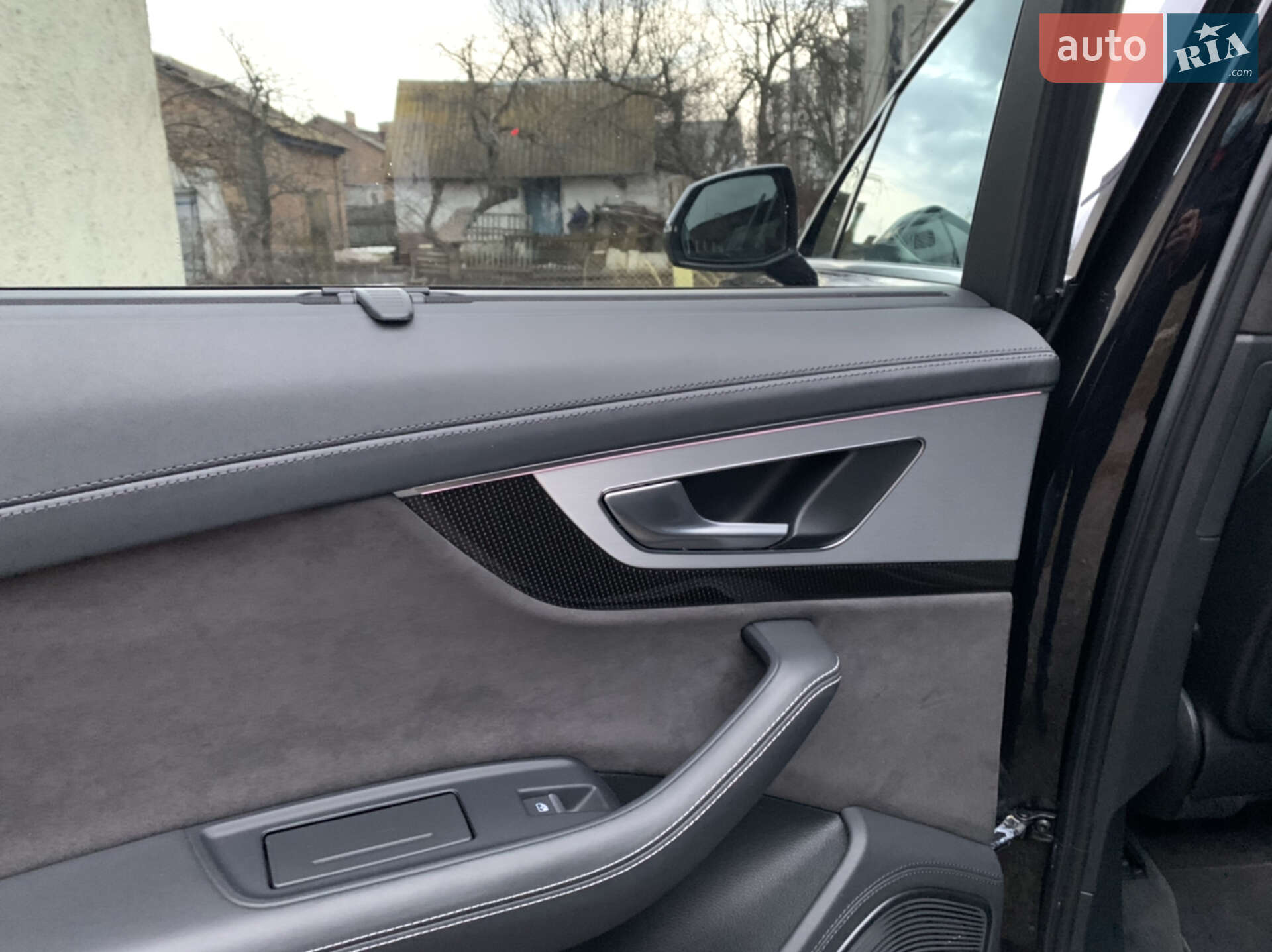 Audi SQ7 2016 VIN WAUZZZ4M0HD009412 фото оголошення 24 з 38