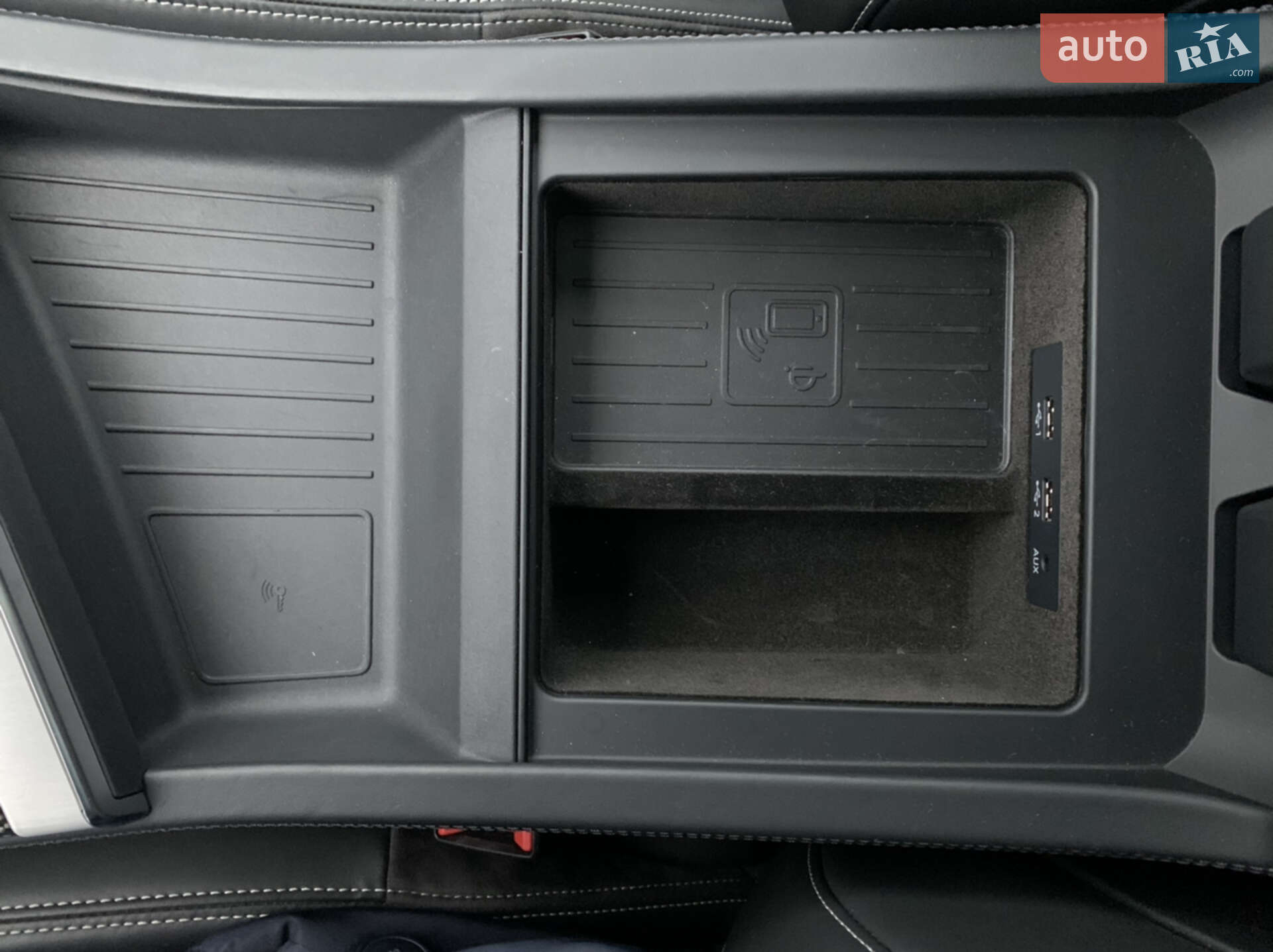 Audi SQ7 2016 VIN WAUZZZ4M0HD009412 фото оголошення 25 з 38