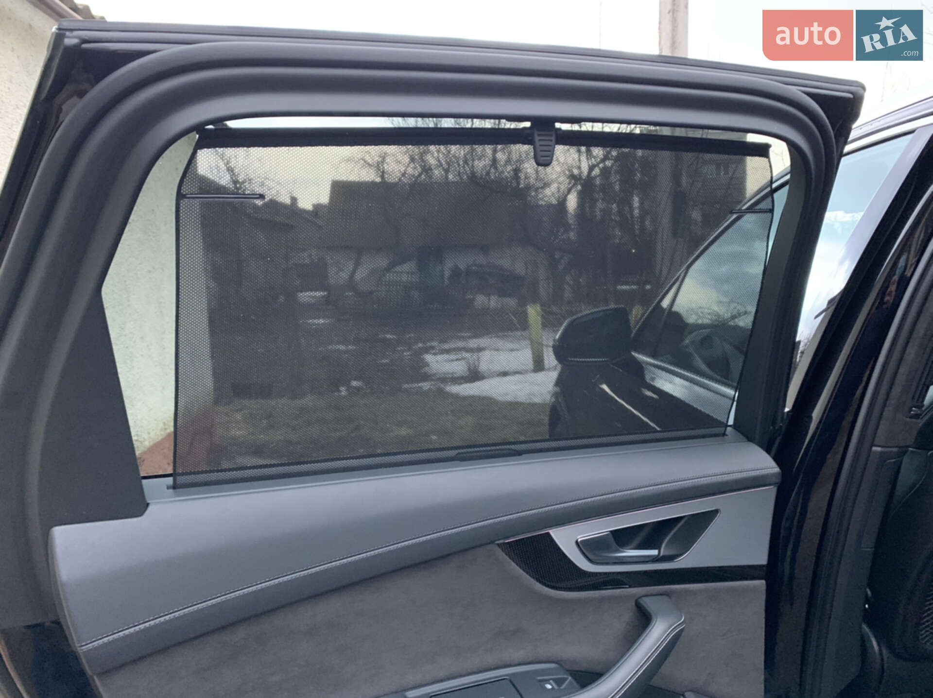 Audi SQ7 2016 VIN WAUZZZ4M0HD009412 фото оголошення 28 з 38