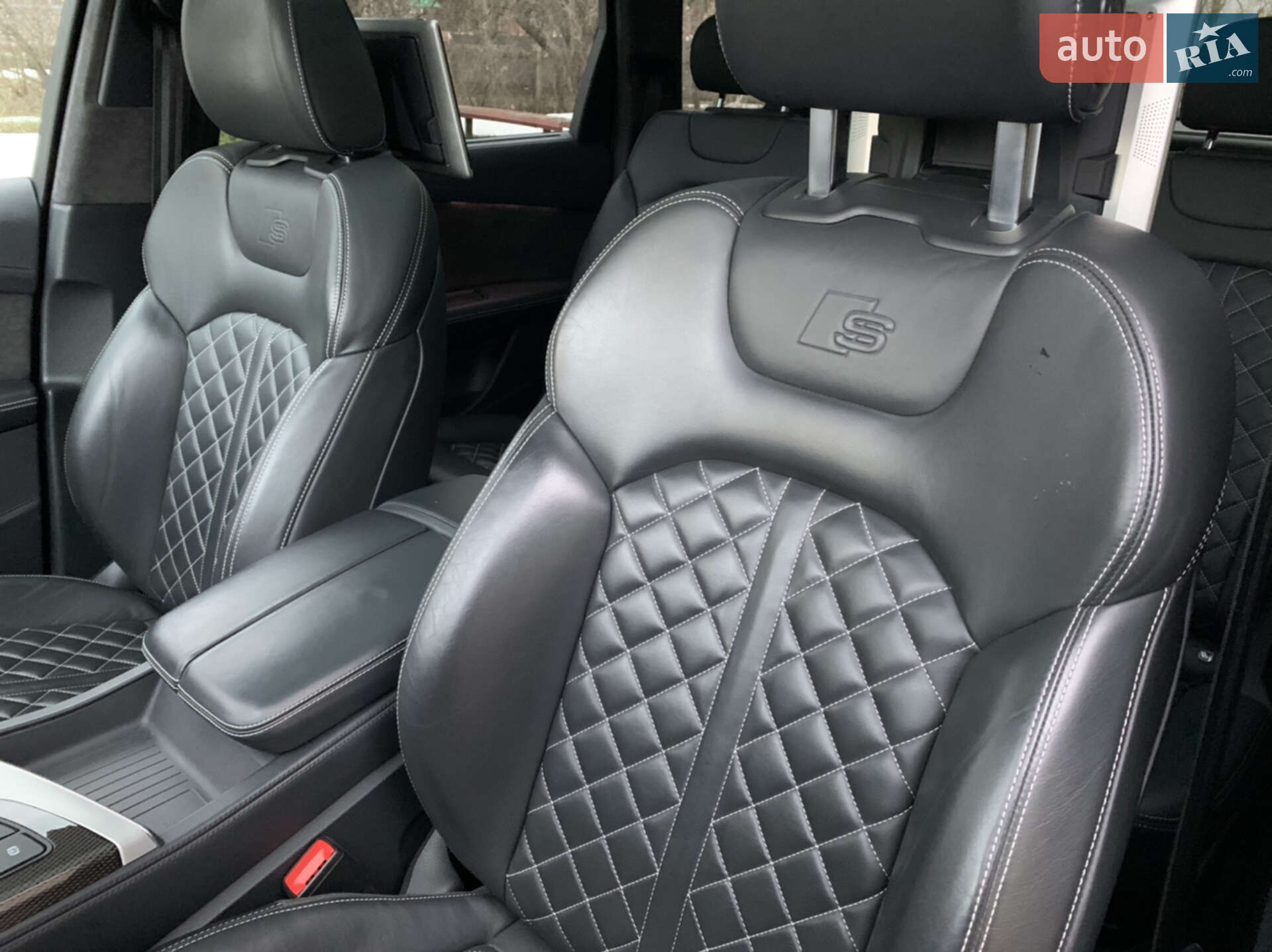 Audi SQ7 2016 VIN WAUZZZ4M0HD009412 фото оголошення 29 з 38
