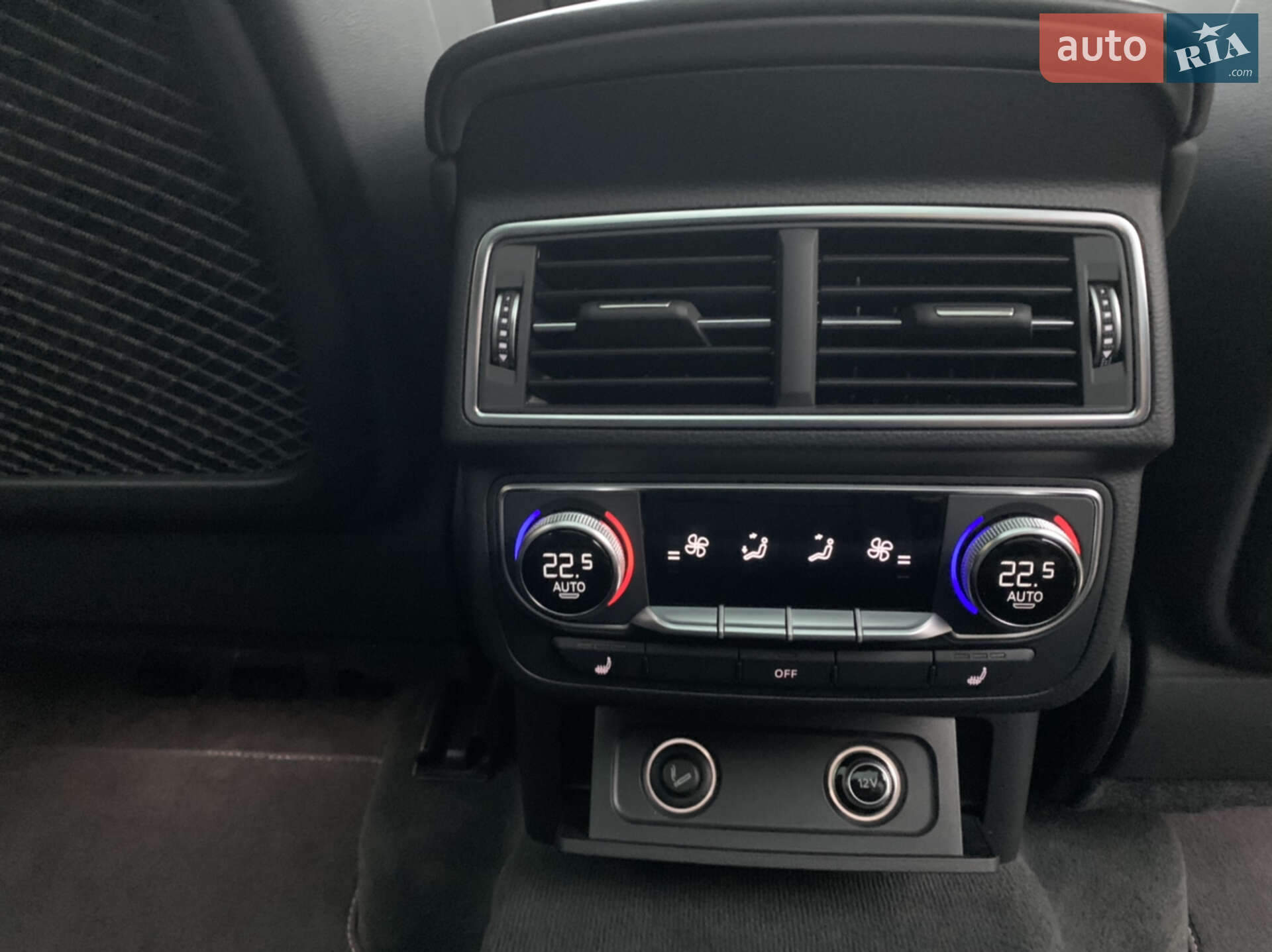 Audi SQ7 2016 VIN WAUZZZ4M0HD009412 фото оголошення 32 з 38