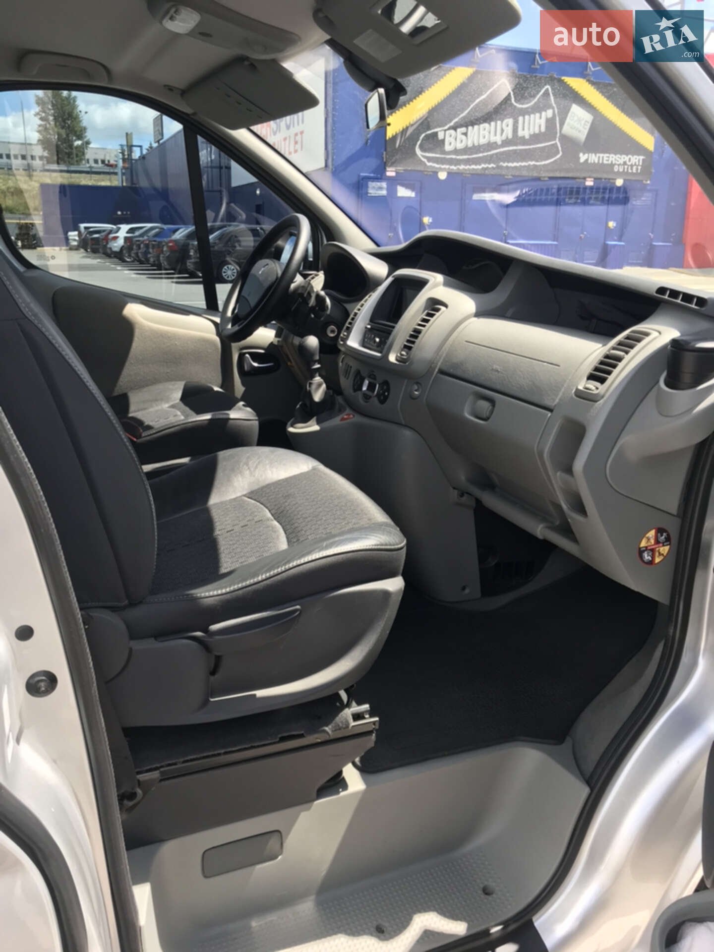 Renault Trafic 2011 VIN VF1JLNJA6CY409538 фото оголошення 4 з 34