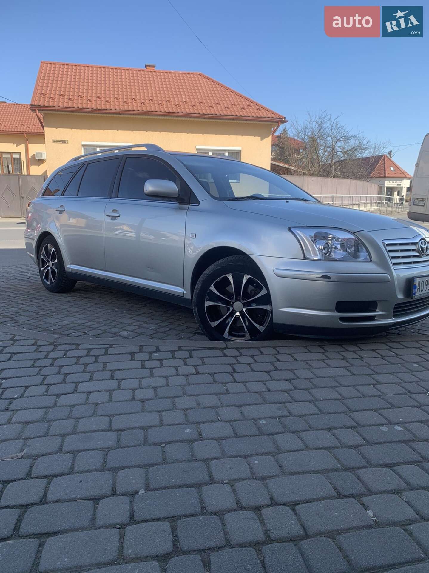 Toyota Avensis 2005 VIN SB1EW56L10E122697 фото оголошення 8 з 12