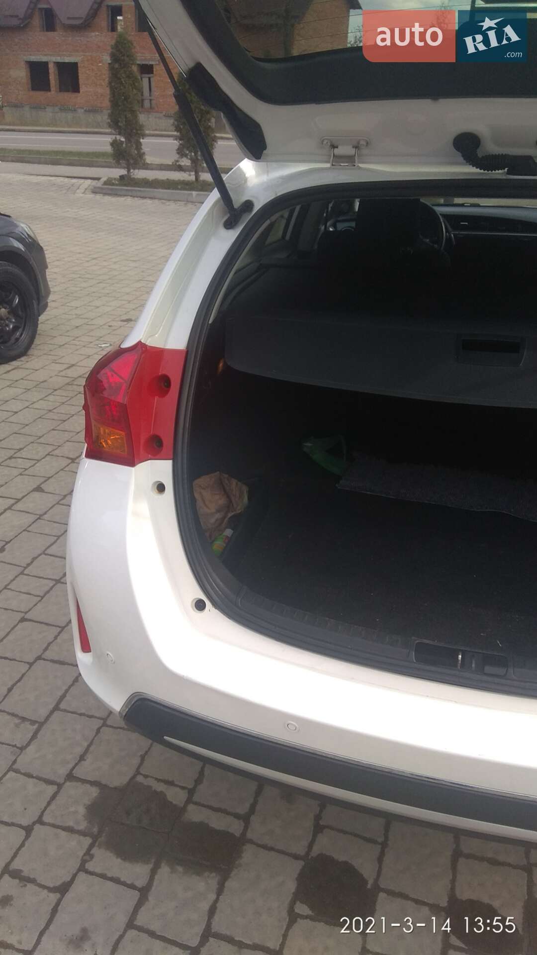 Toyota Auris 2014 VIN SB1ZN3JE80E026762 фото оголошення 9 з 23