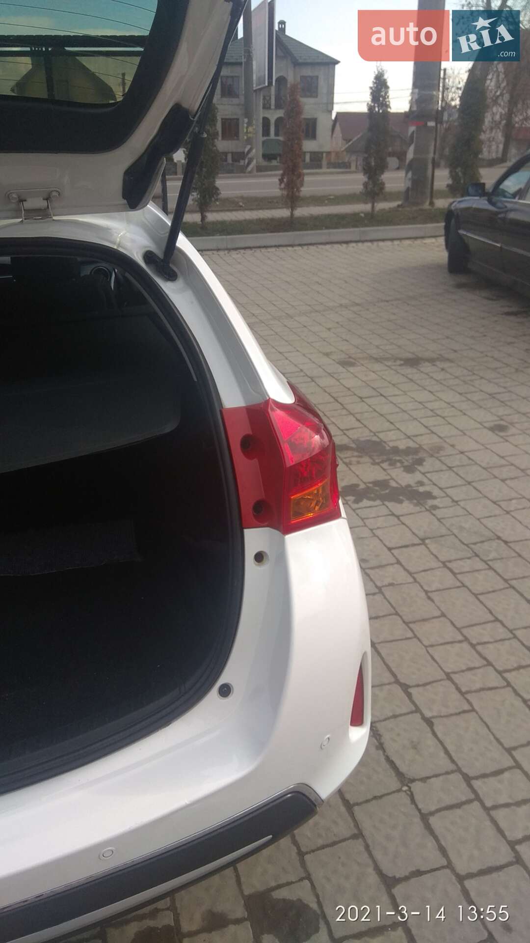 Toyota Auris 2014 VIN SB1ZN3JE80E026762 фото оголошення 11 з 23